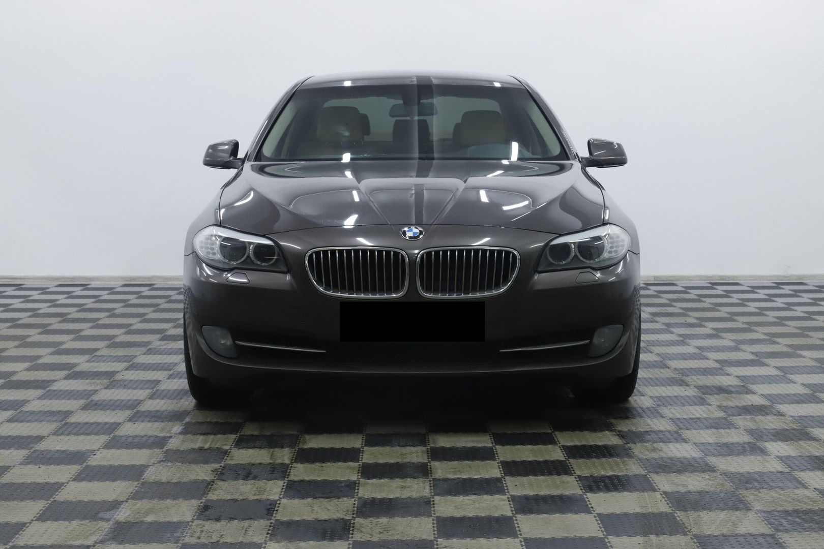 BMW 5 серии, VI (F10/F11/F07), 2013