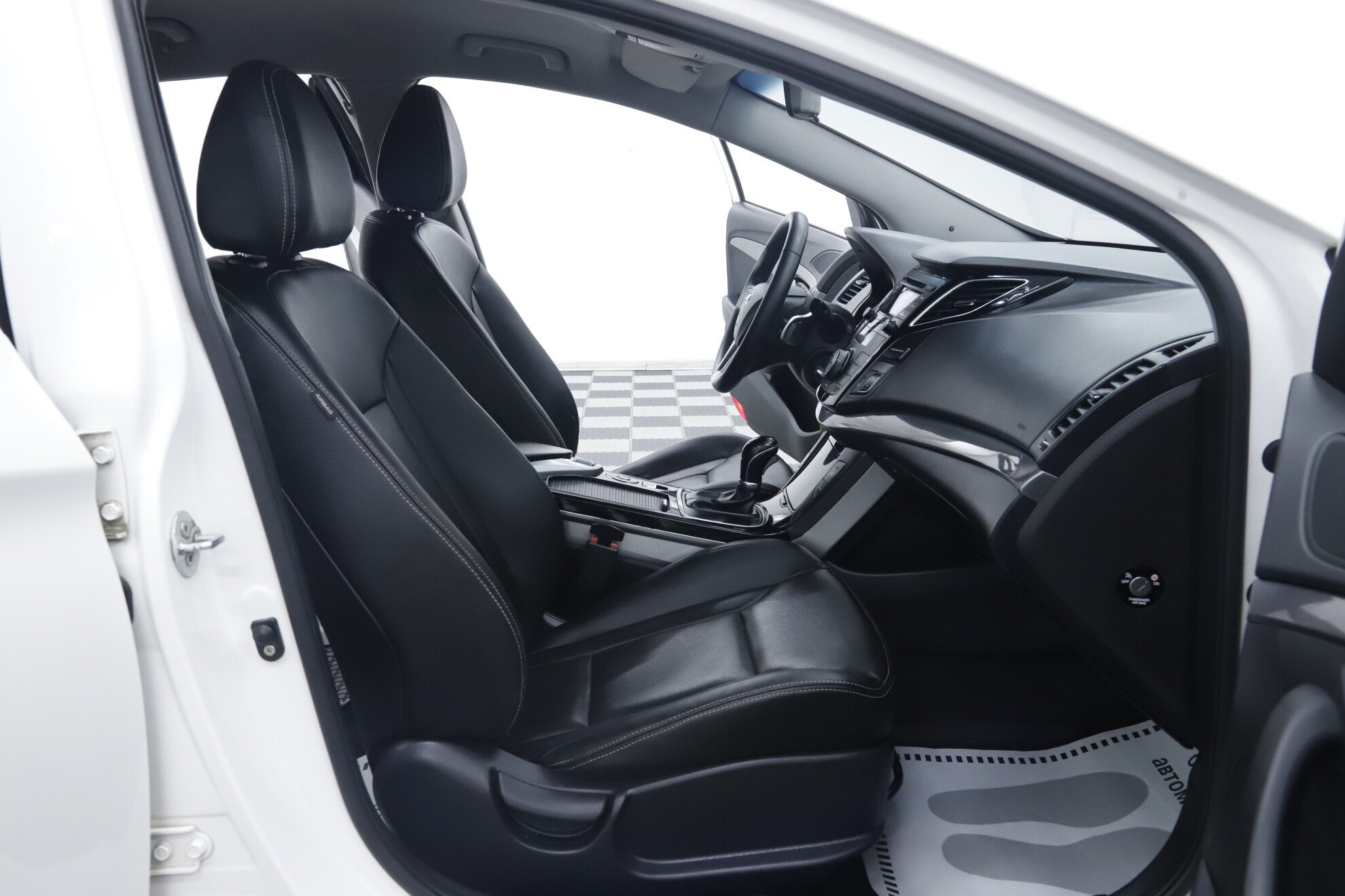 Hyundai i40, I, 2011 фото 16