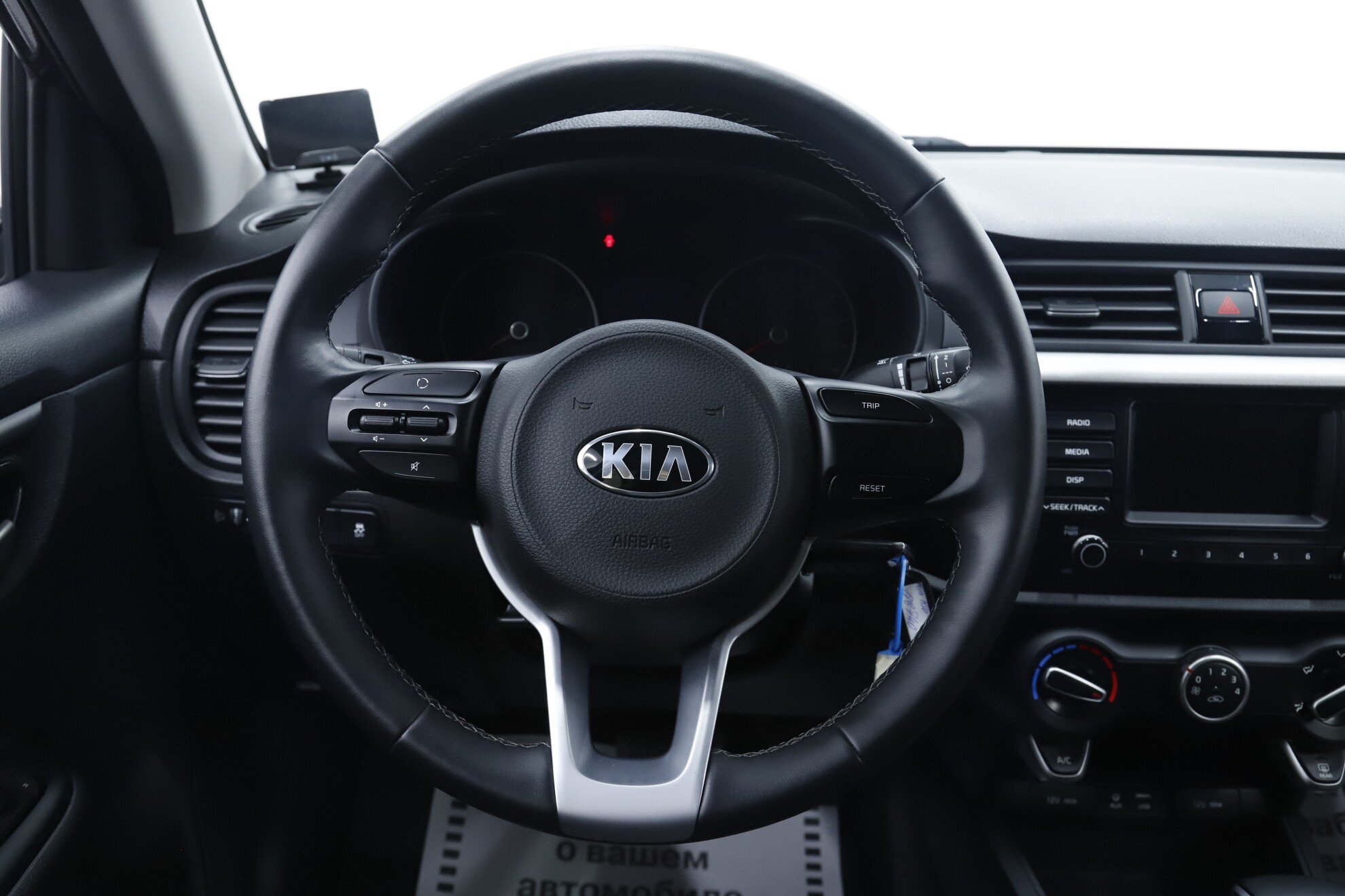 Kia Rio, IV, 2020 фото 10