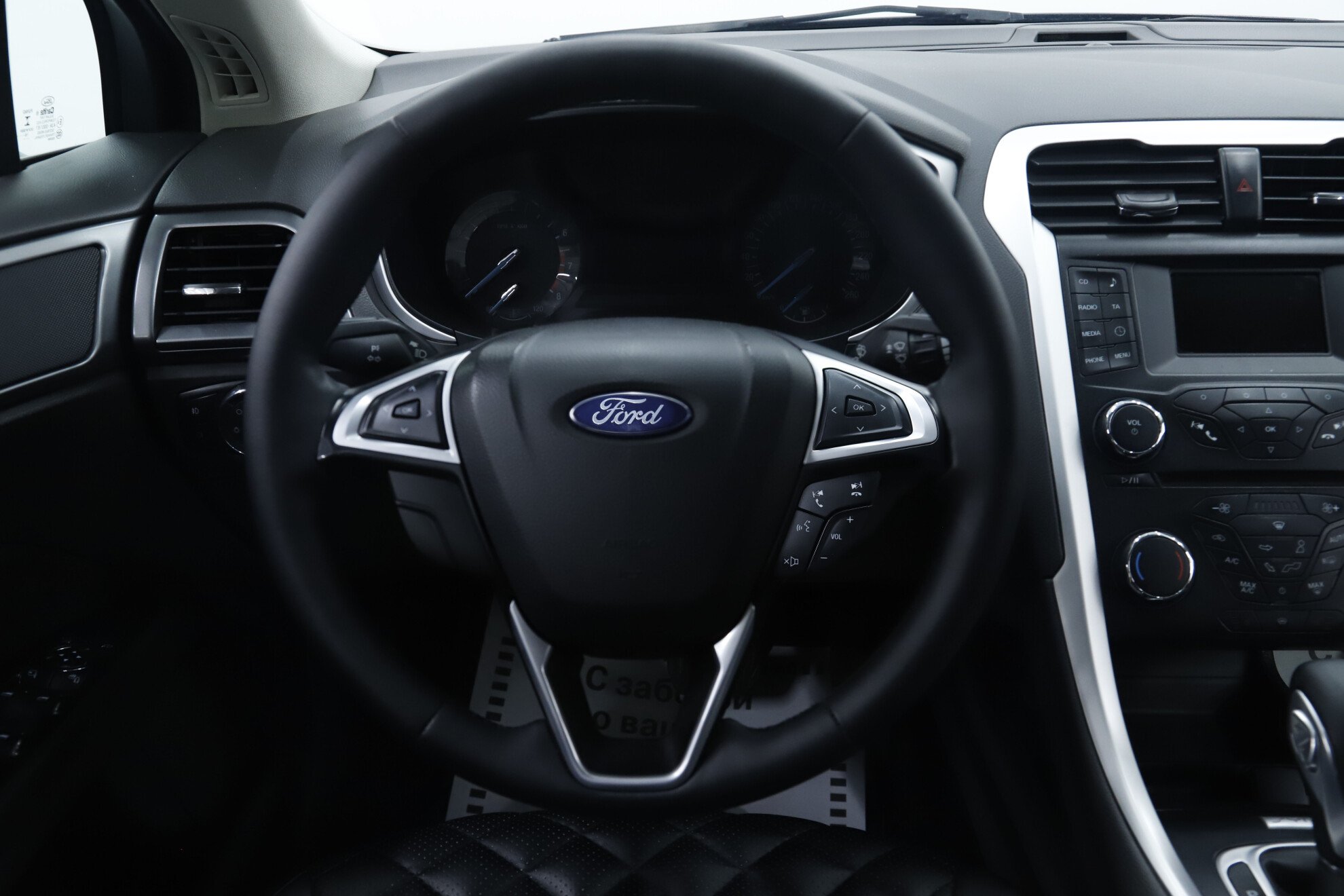 Ford Mondeo, V, 2017 фото 10