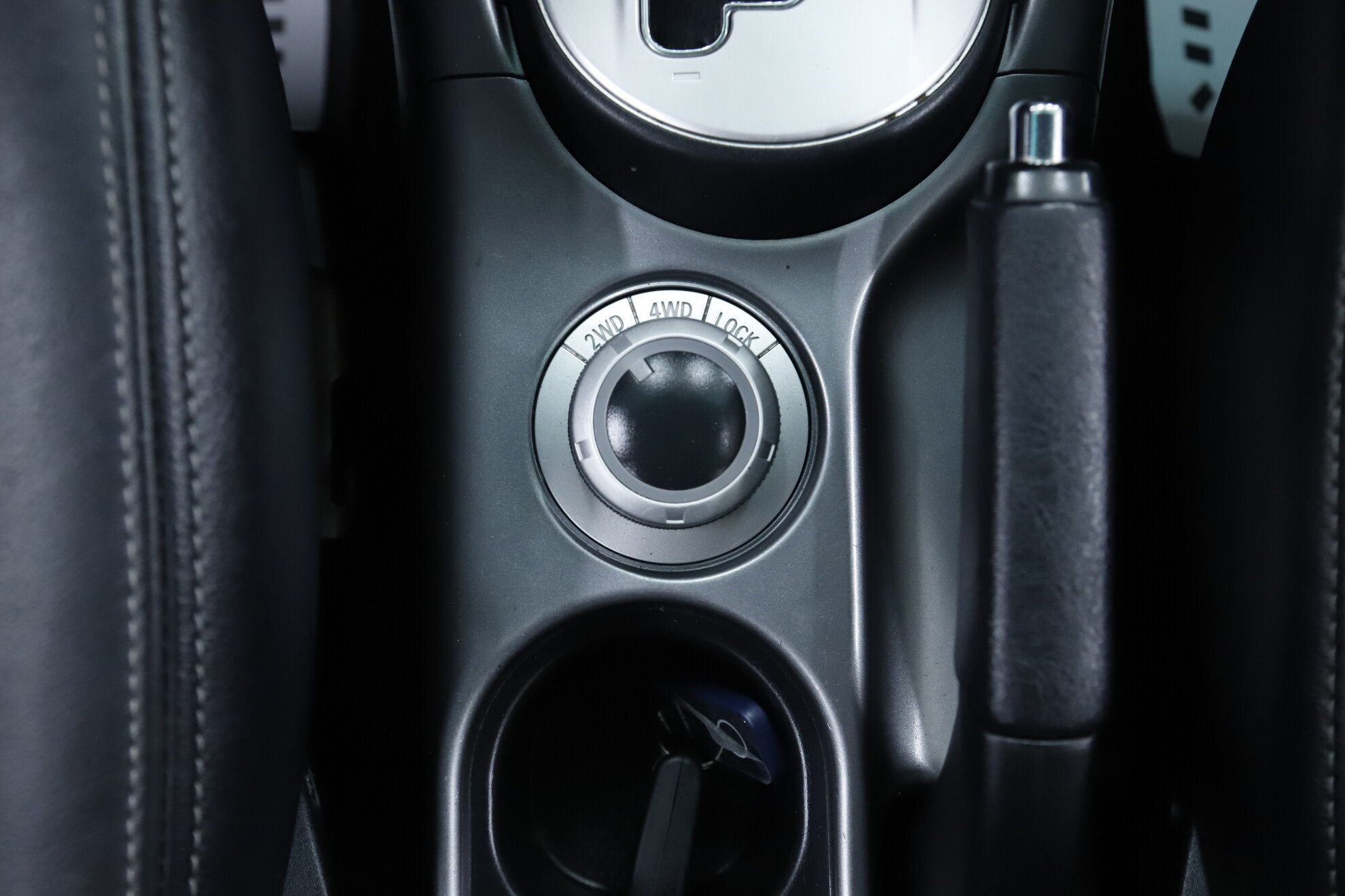 Citroen C-Crosser, 2008 фото 16