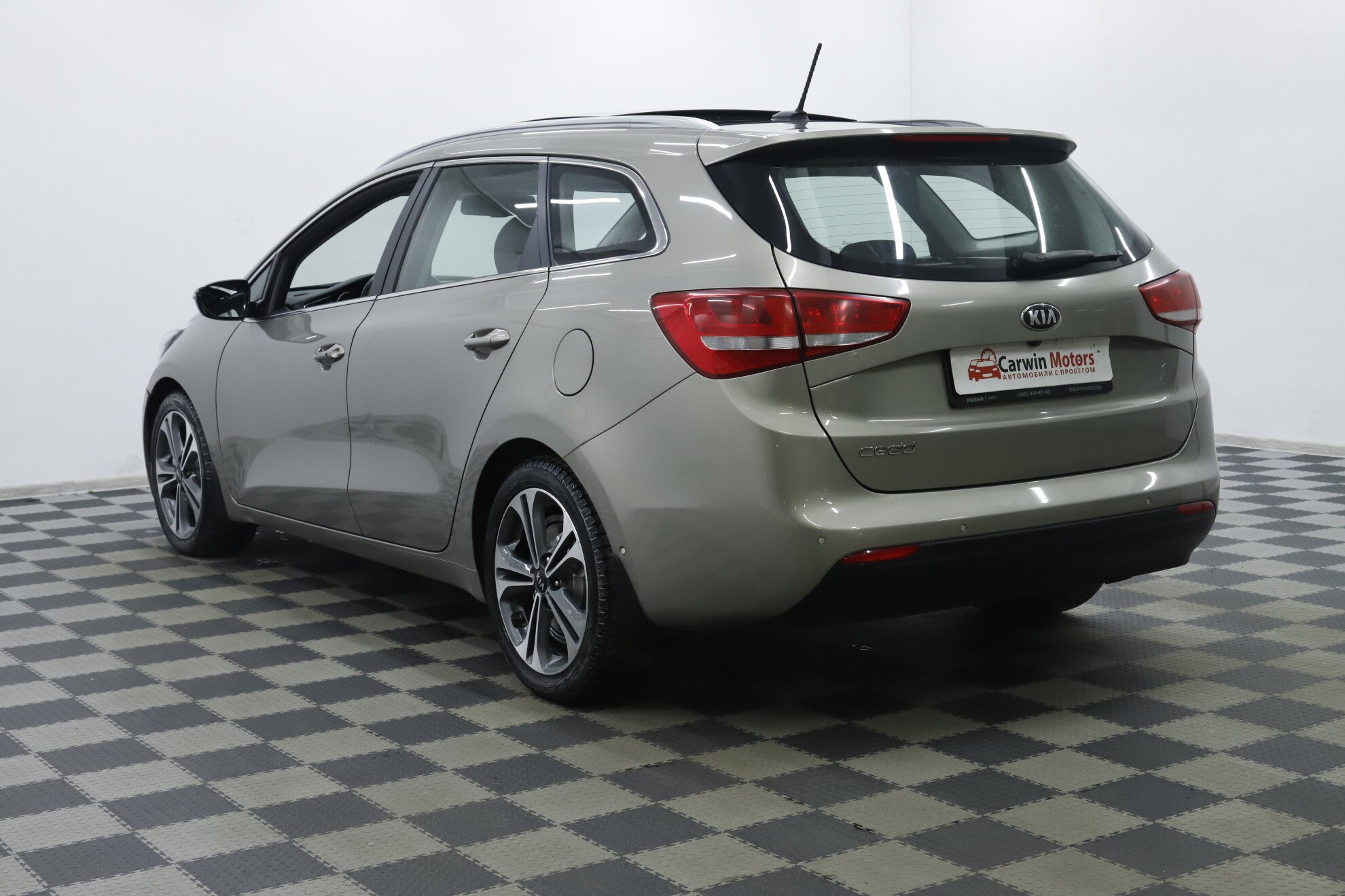 Kia Ceed, II Рестайлинг, 2015 фото 2