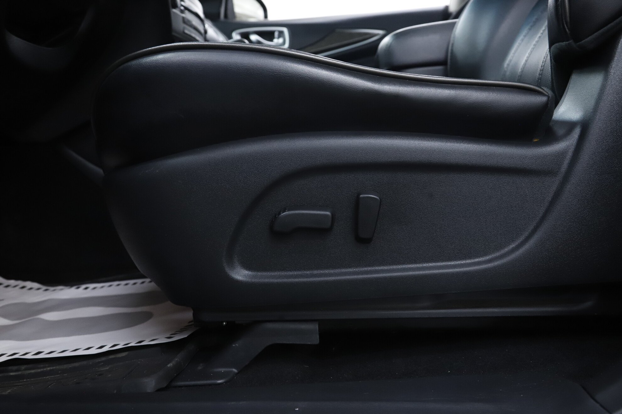 Infiniti JX, 2013 фото 9