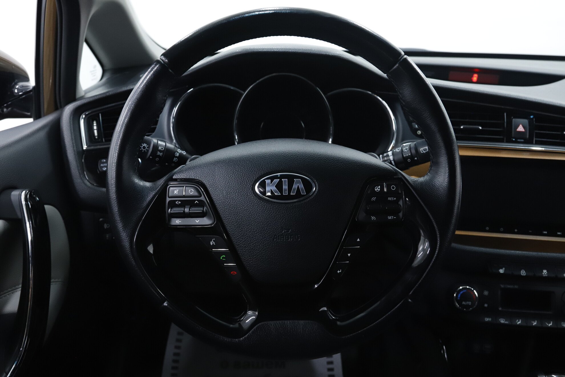 Kia Ceed, II Рестайлинг, 2016 фото 12