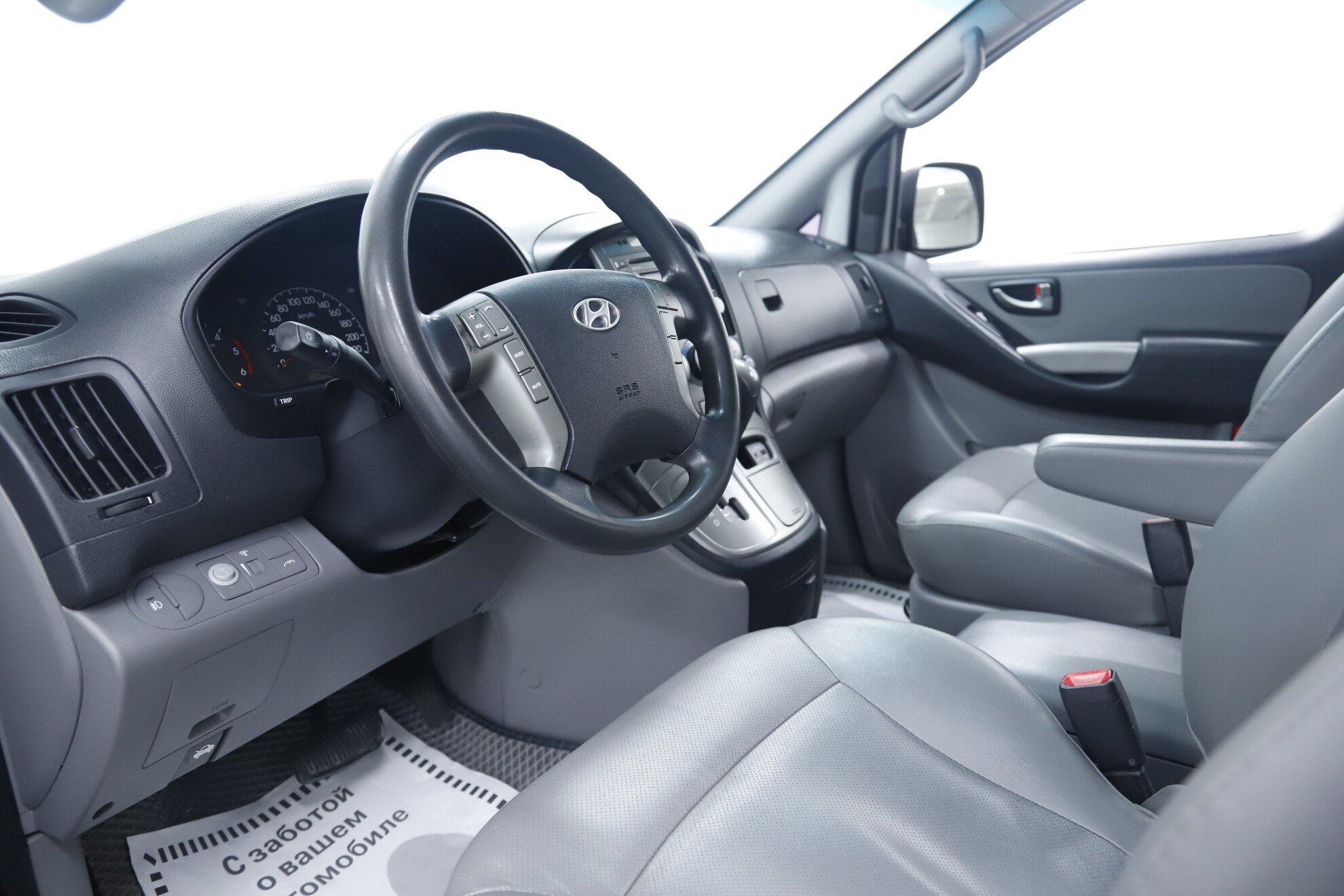 Hyundai Grand Starex, I, 2013 фото 8