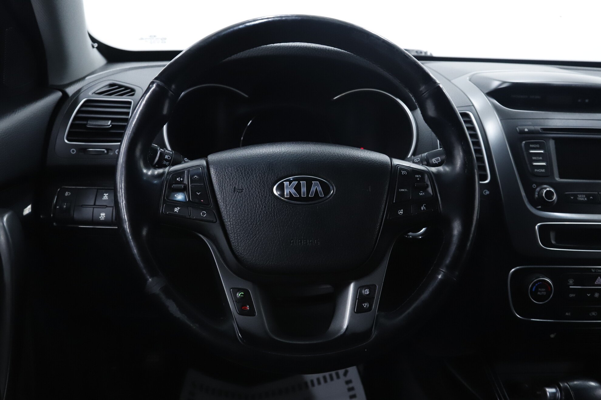 Kia Sorento, II Рестайлинг, 2013 фото 12