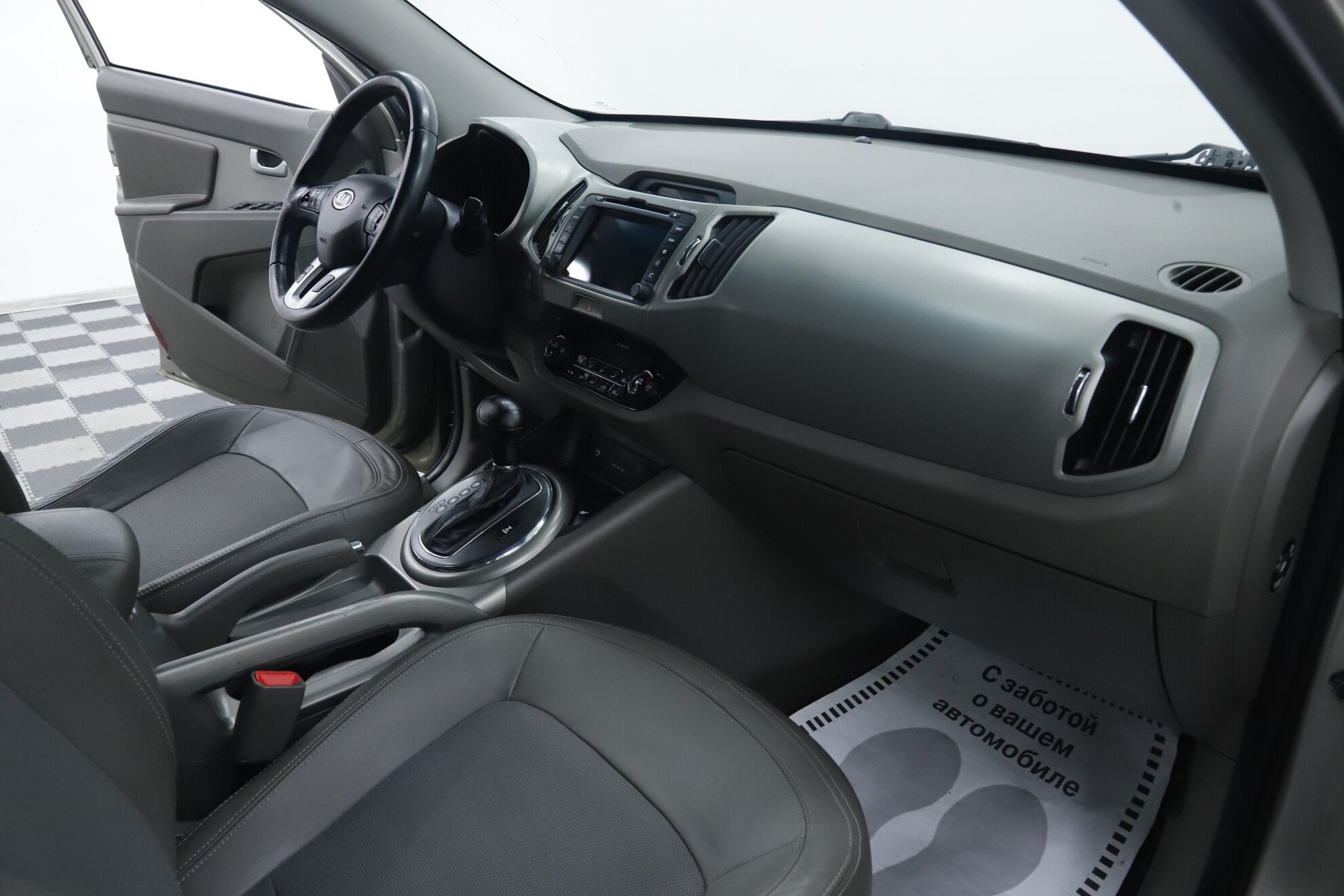 Kia Sportage, III, 2011 фото 16