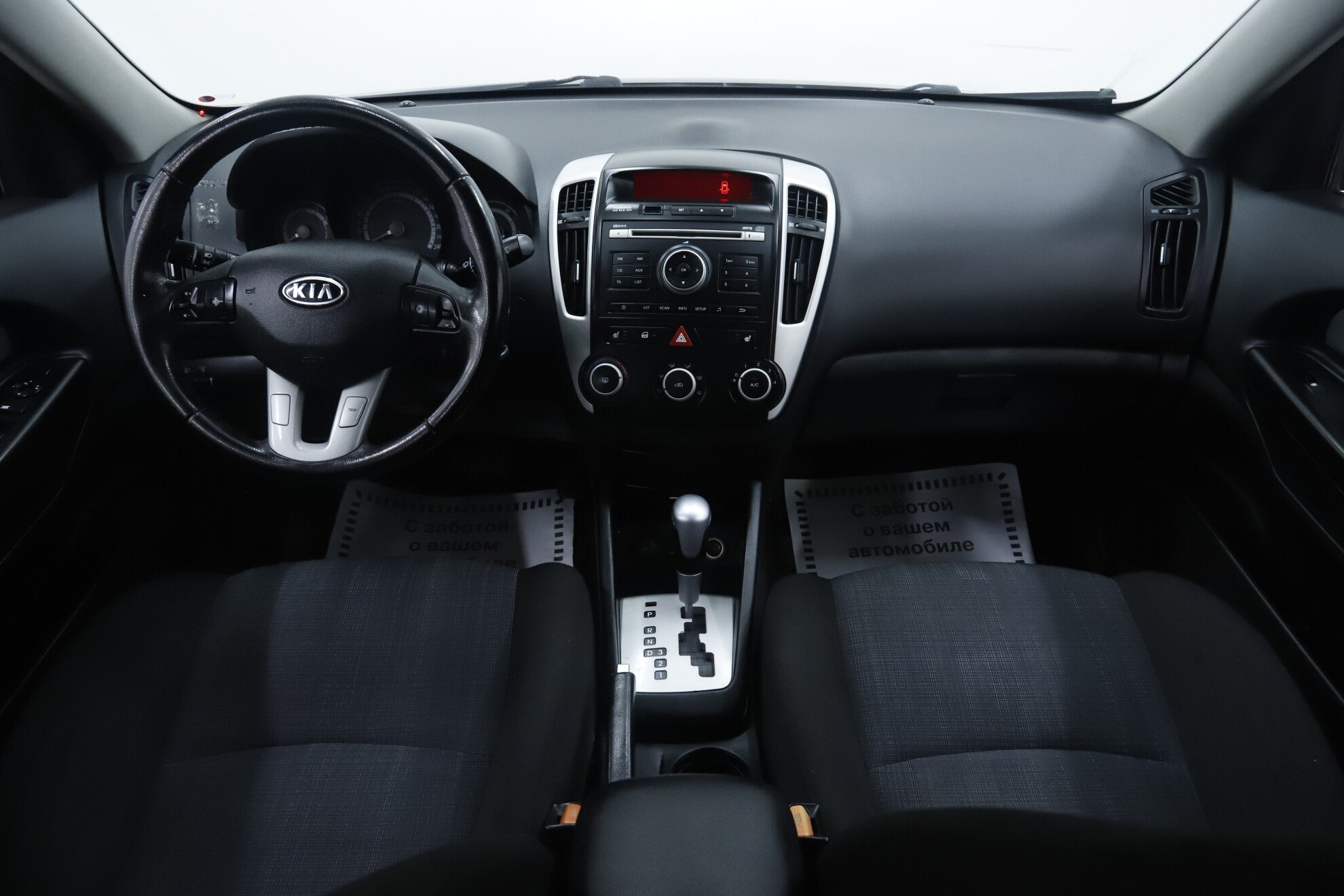 Kia Ceed, I Рестайлинг, 2010 фото 9