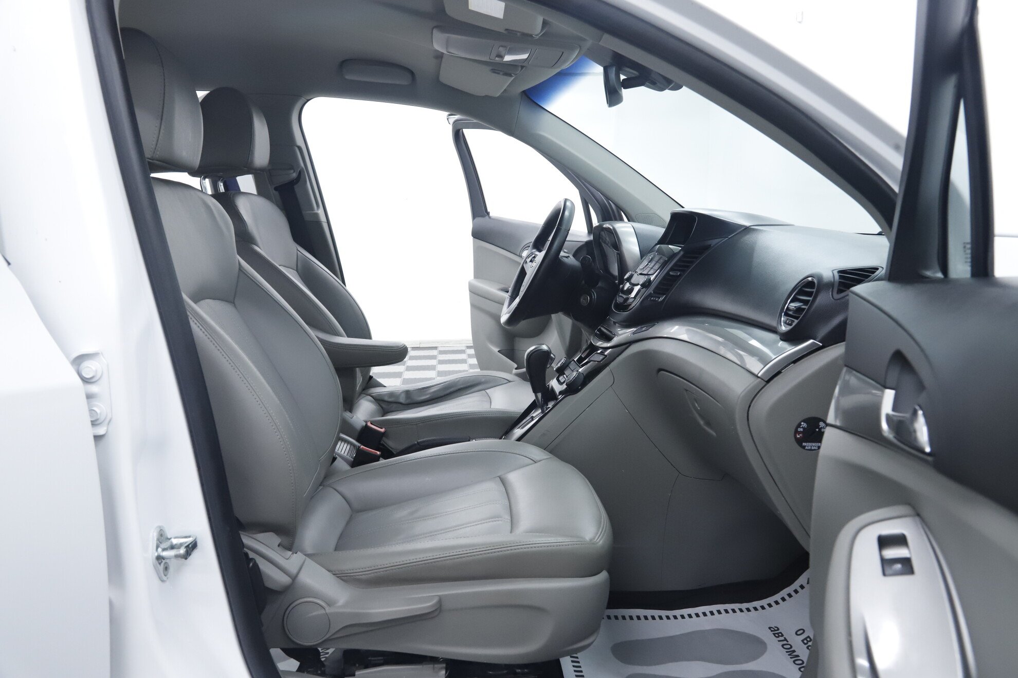 Chevrolet Orlando, I, 2015 фото 15