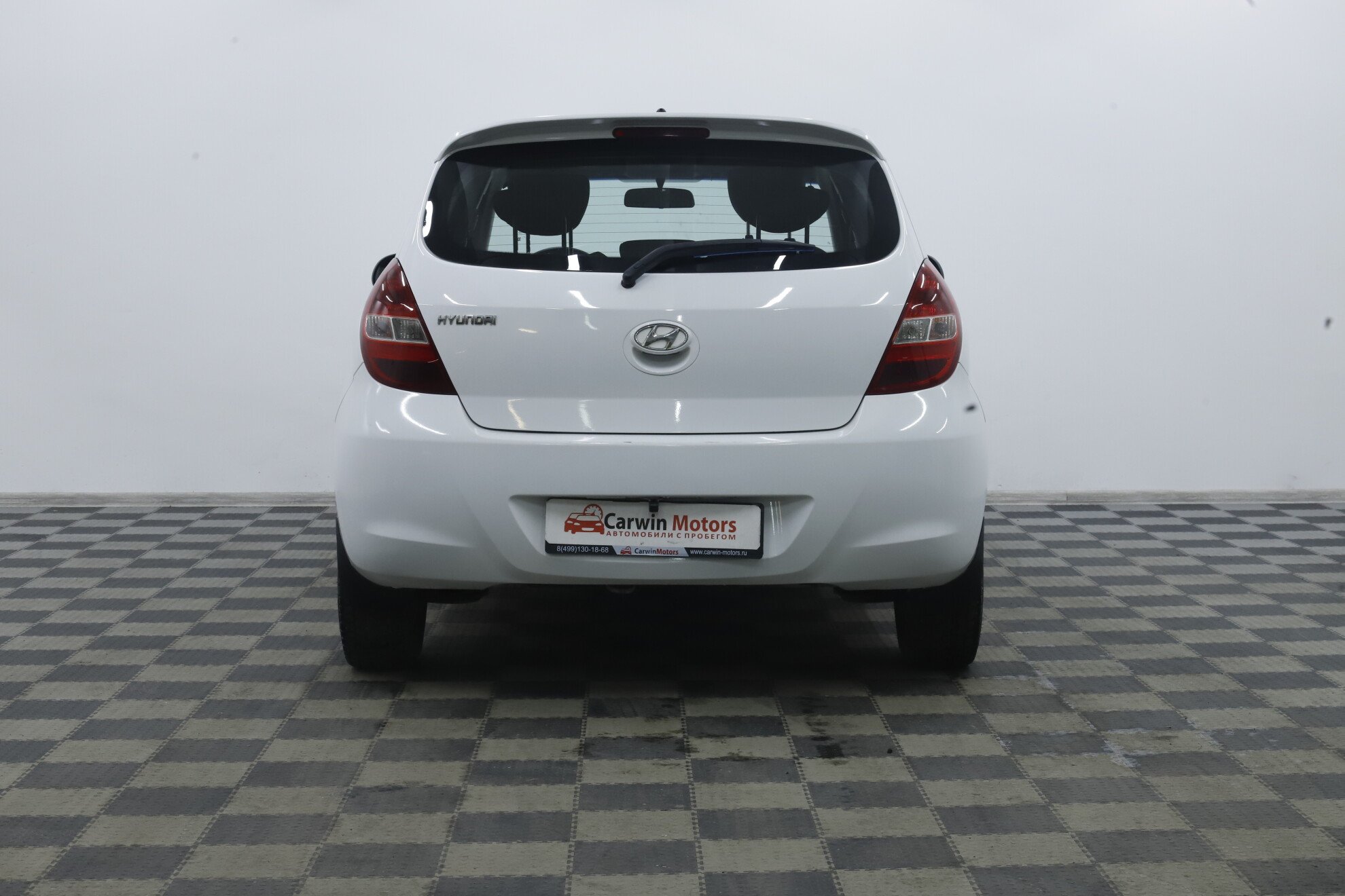 Hyundai i20, I, 2009 фото 6