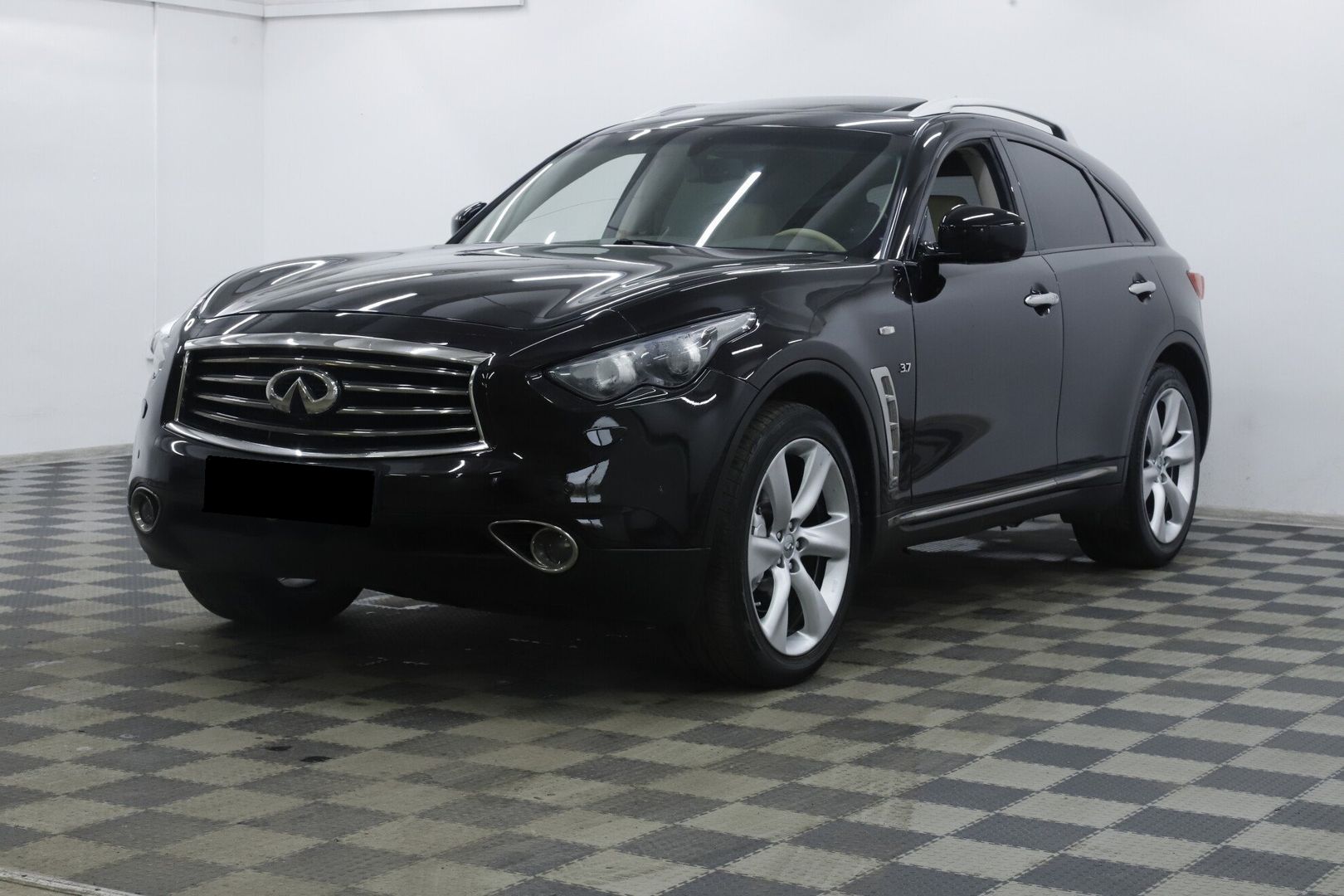 Infiniti QX70, 2013 фото 3