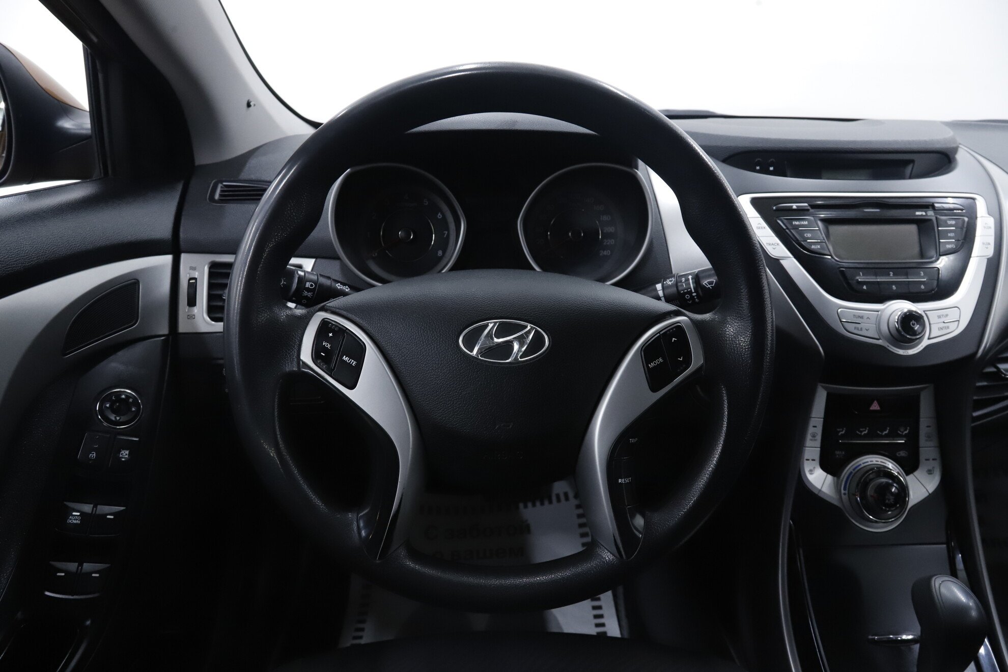 Hyundai Elantra, V (MD), 2011 фото 11