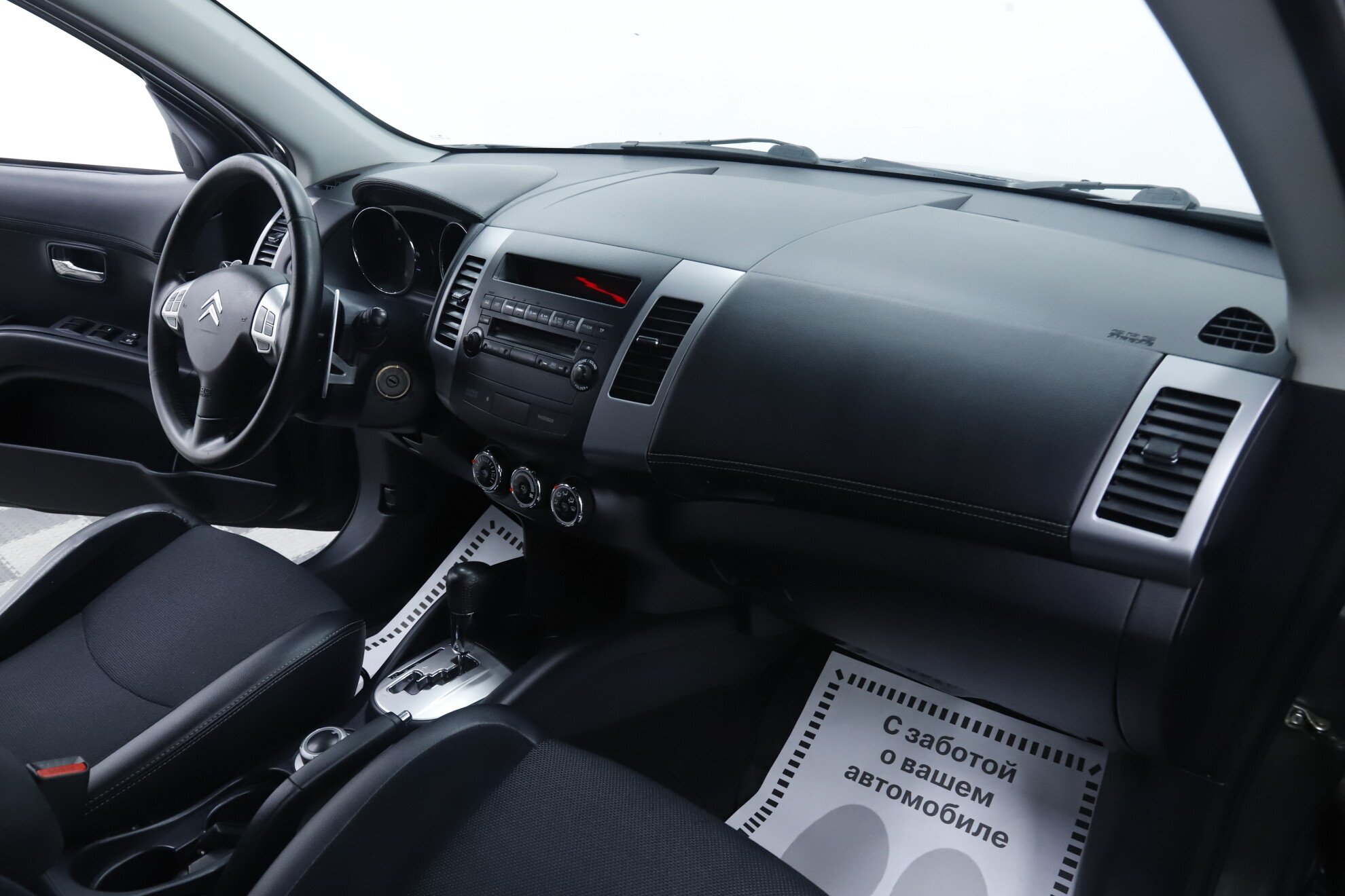 Citroen C-Crosser, 2010 фото 15