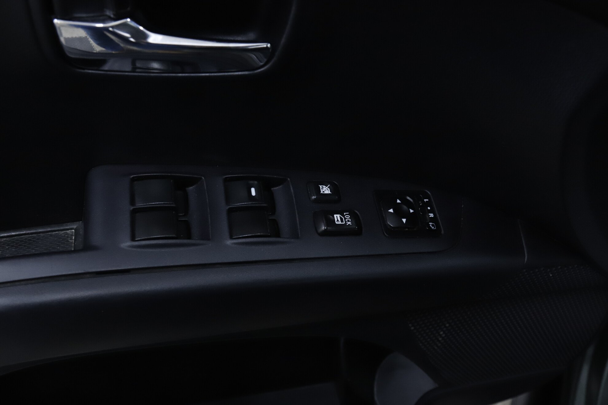 Citroen C-Crosser, 2010 фото 10