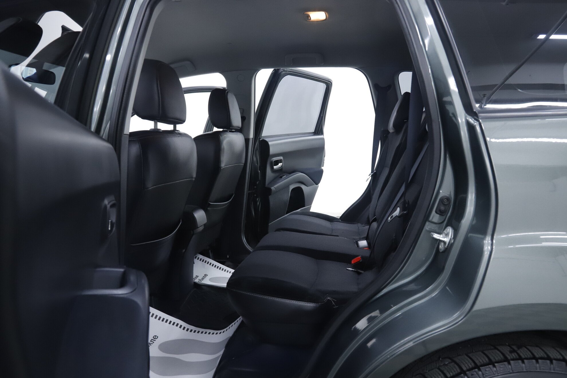 Citroen C-Crosser, 2010 фото 18