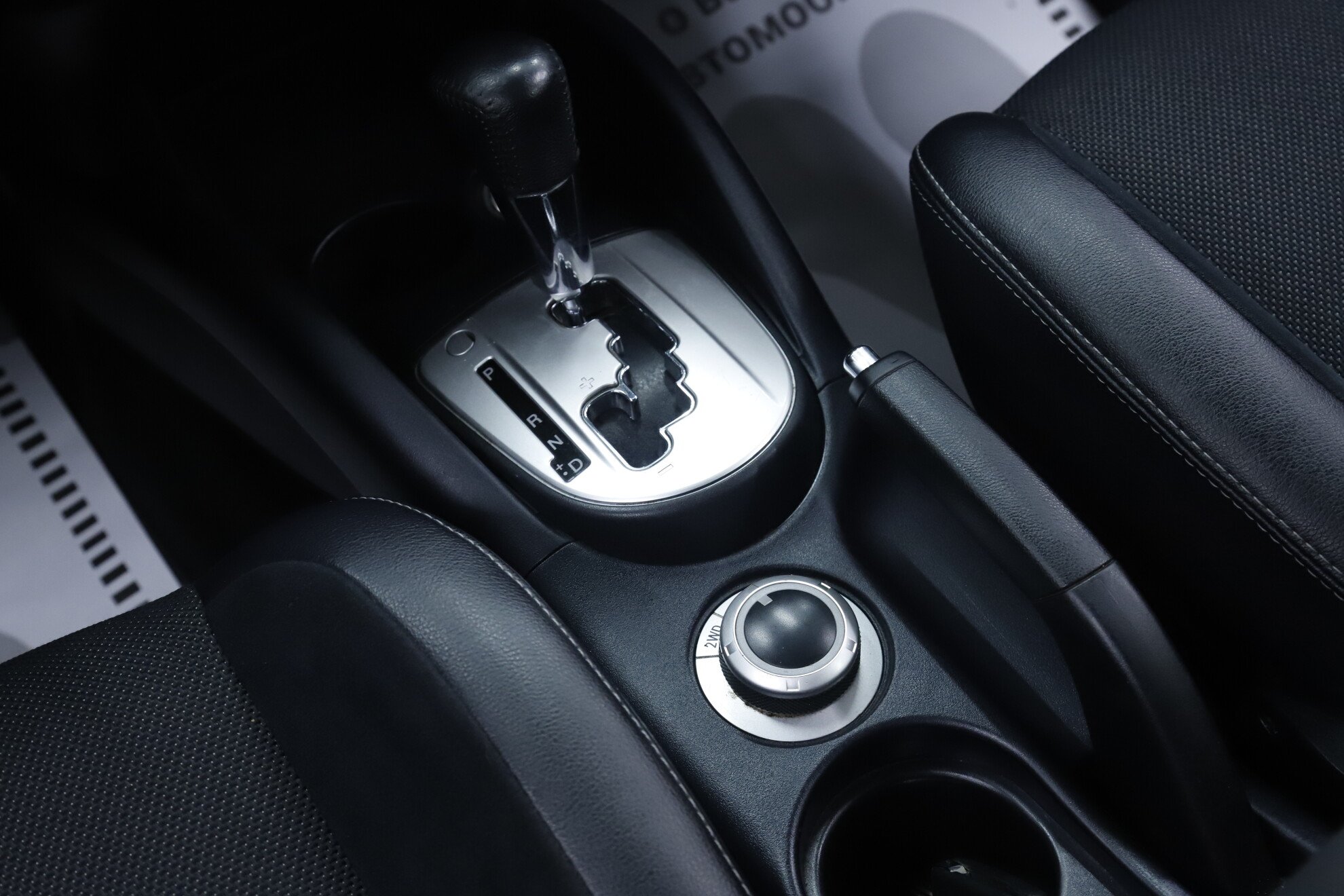 Citroen C-Crosser, 2010 фото 13