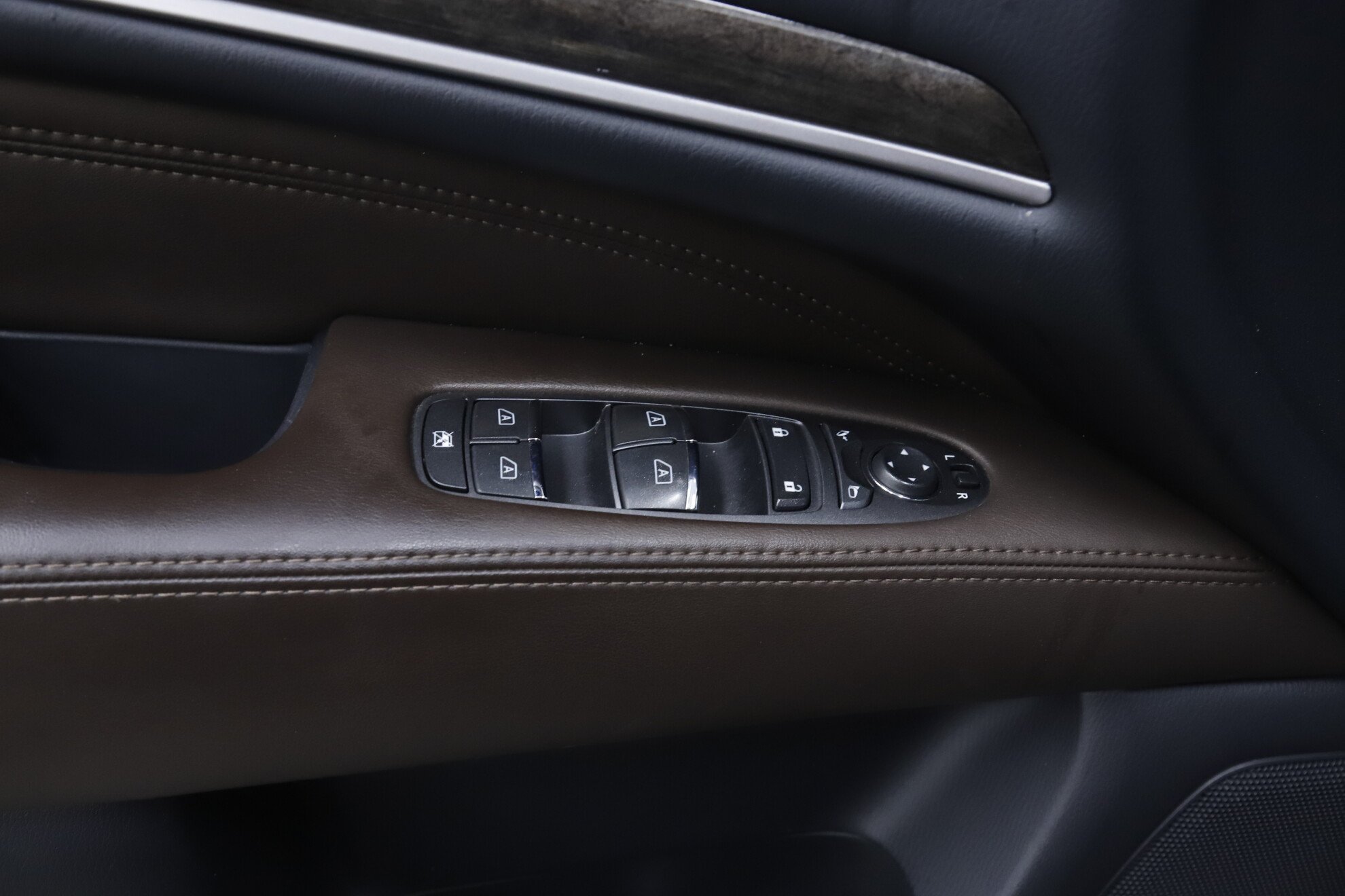 Infiniti QX60, I, 2015 фото 11