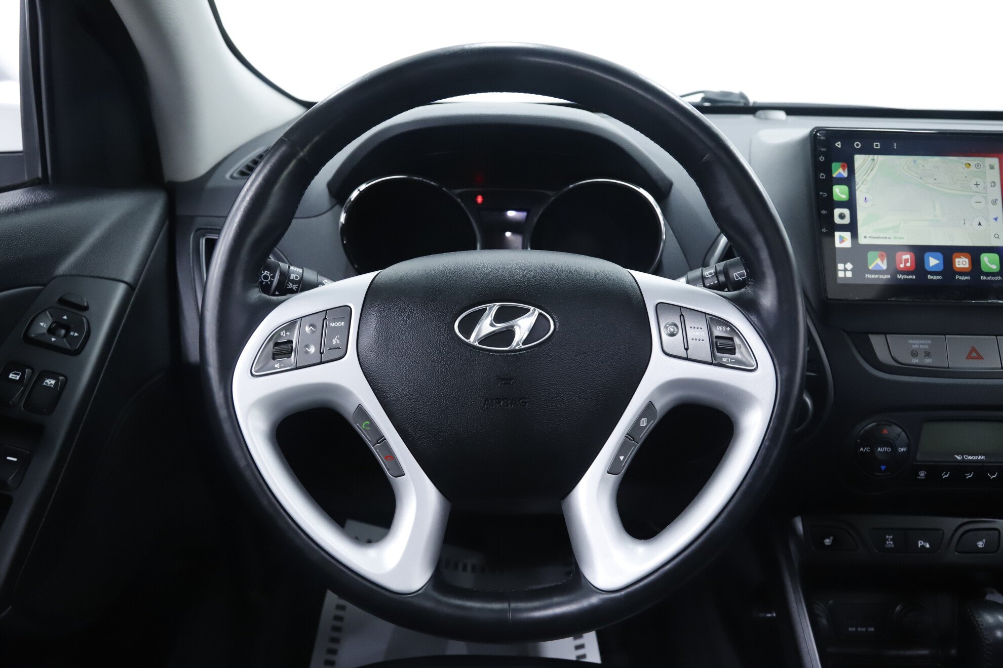 Hyundai ix35, I Рестайлинг, 2015 фото 13