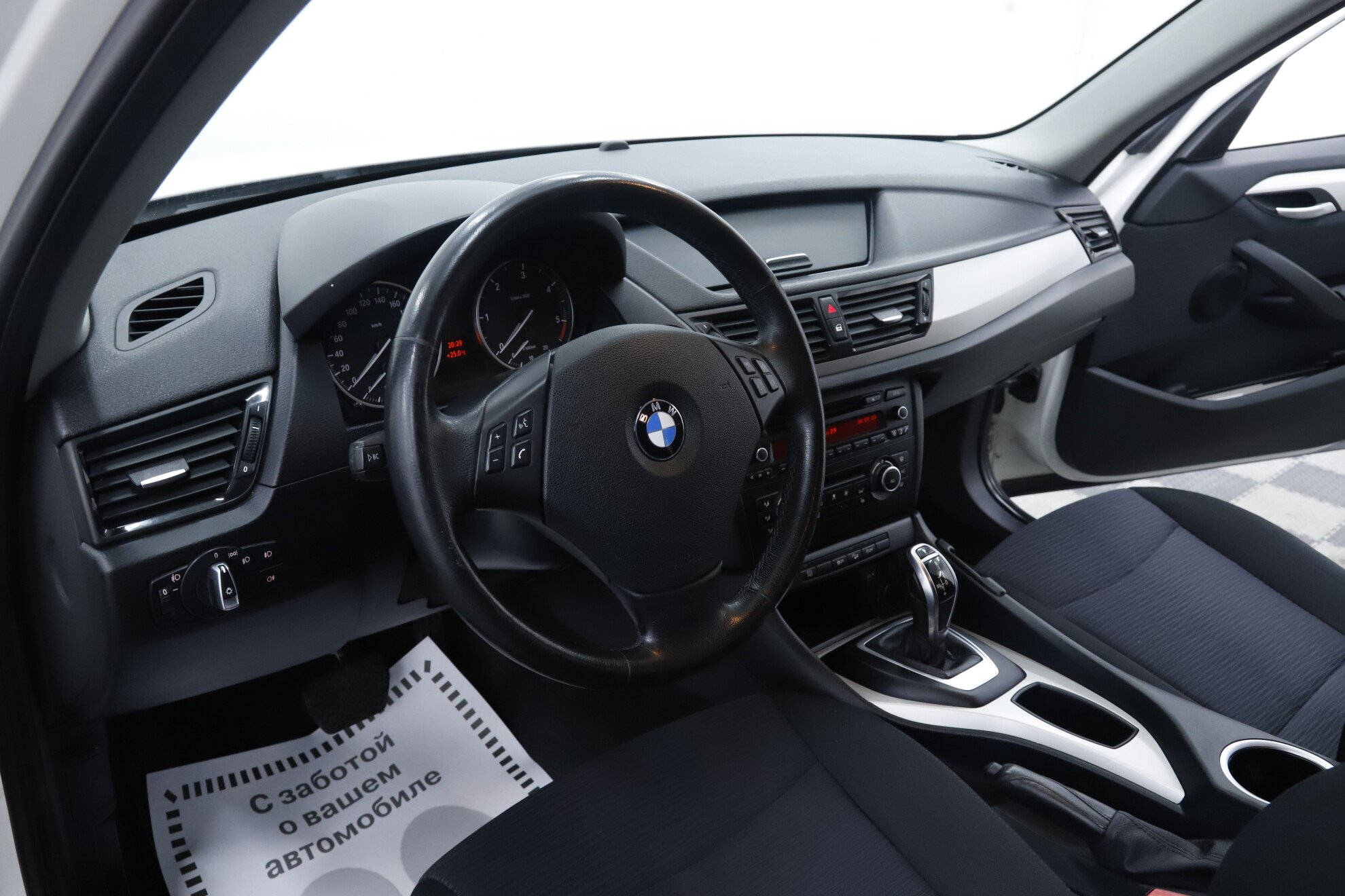 BMW X1, I (E84) Рестайлинг, 2014 фото 8