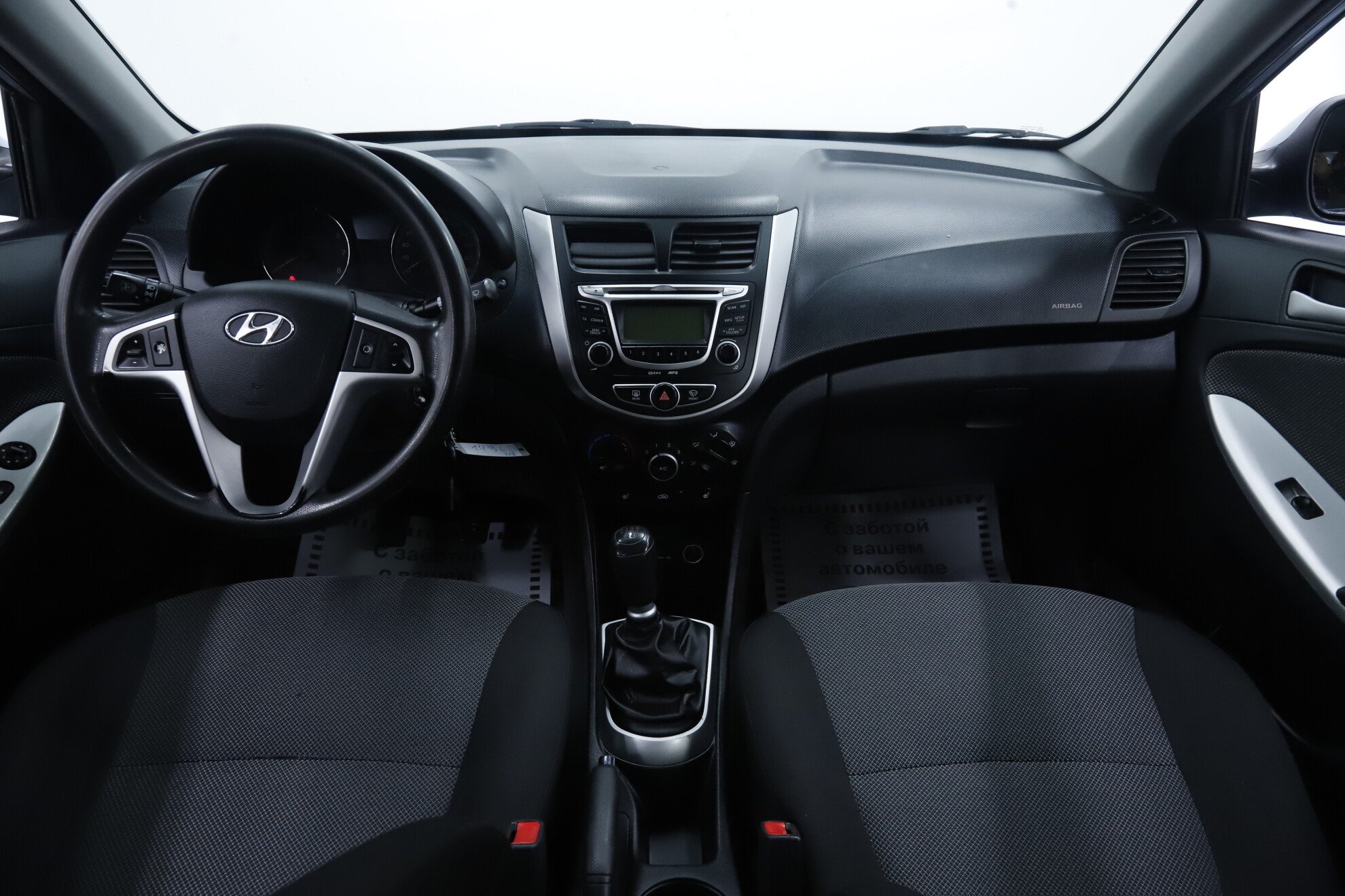 Hyundai Solaris, I, 2012 фото 15