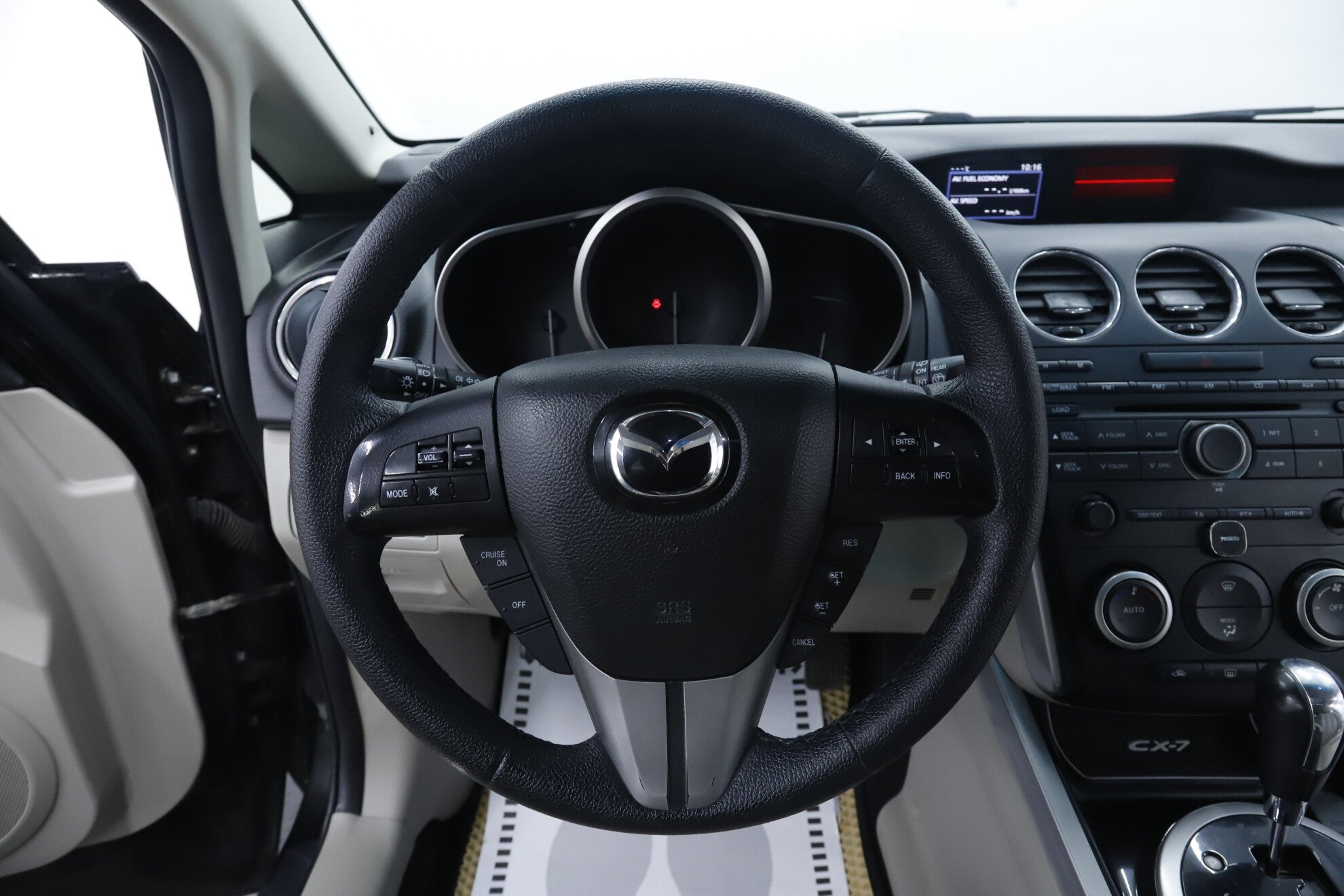 Mazda CX-7, I Рестайлинг, 2011 фото 12