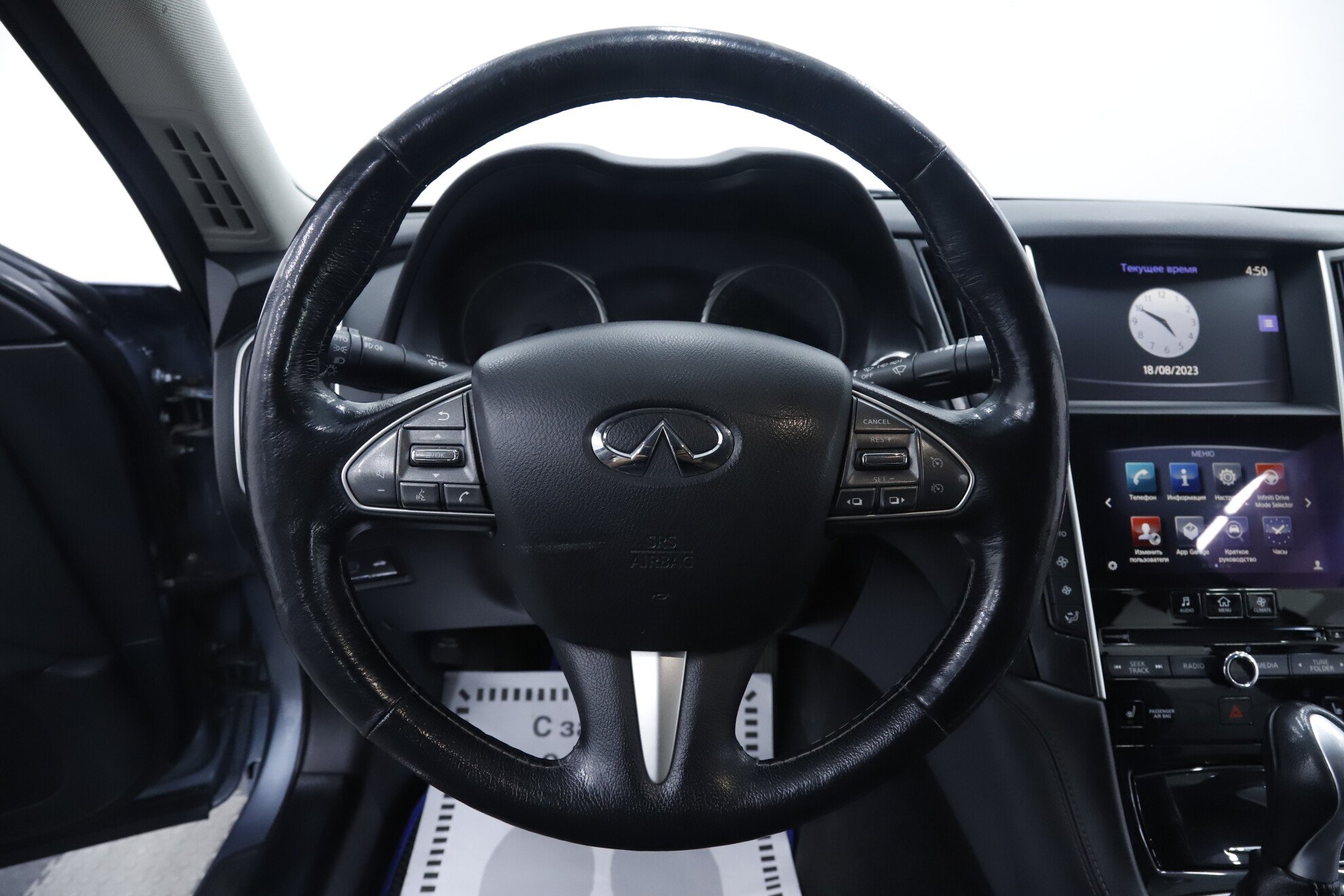 Infiniti Q50, I, 2015 фото 13