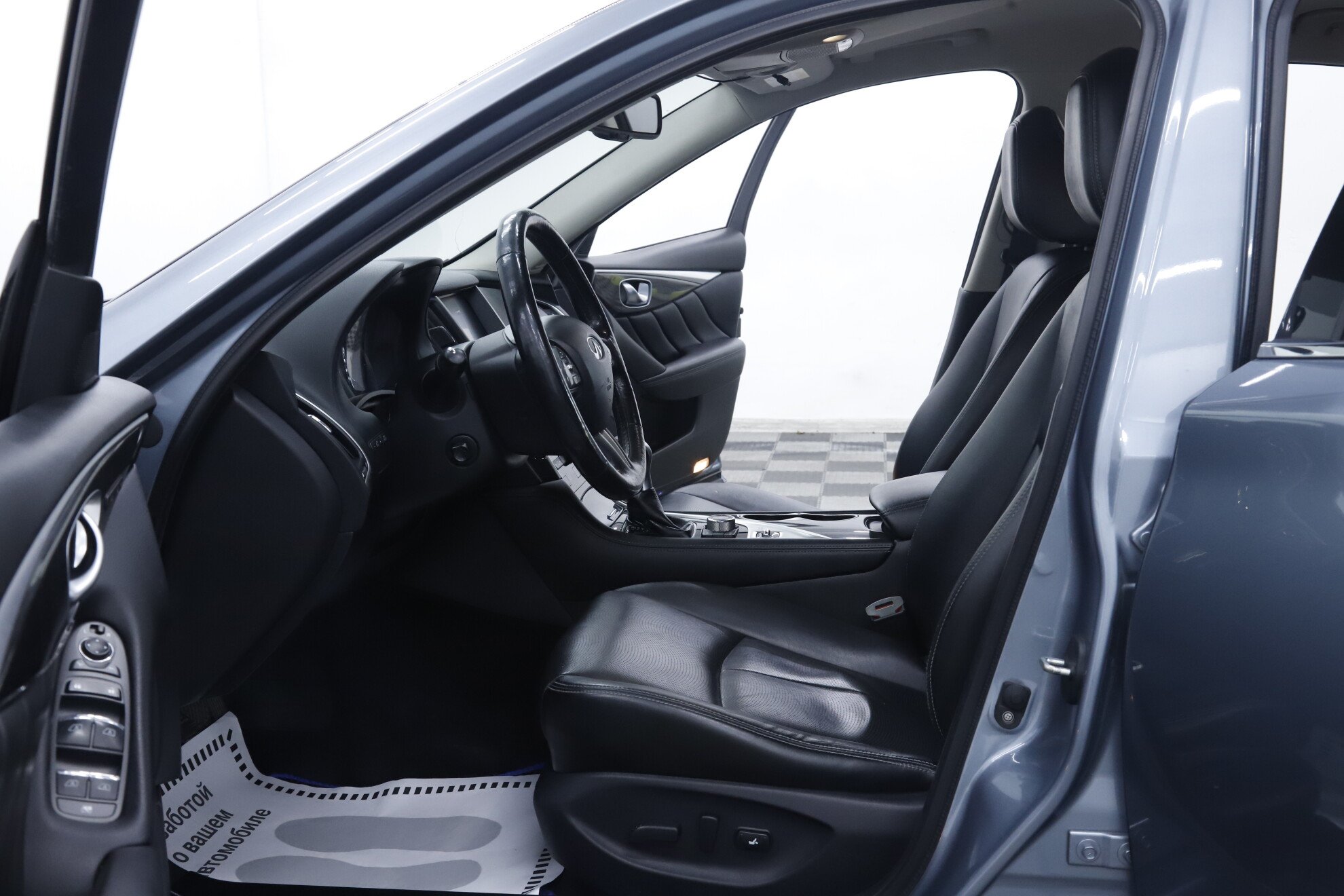 Infiniti Q50, I, 2015 фото 7
