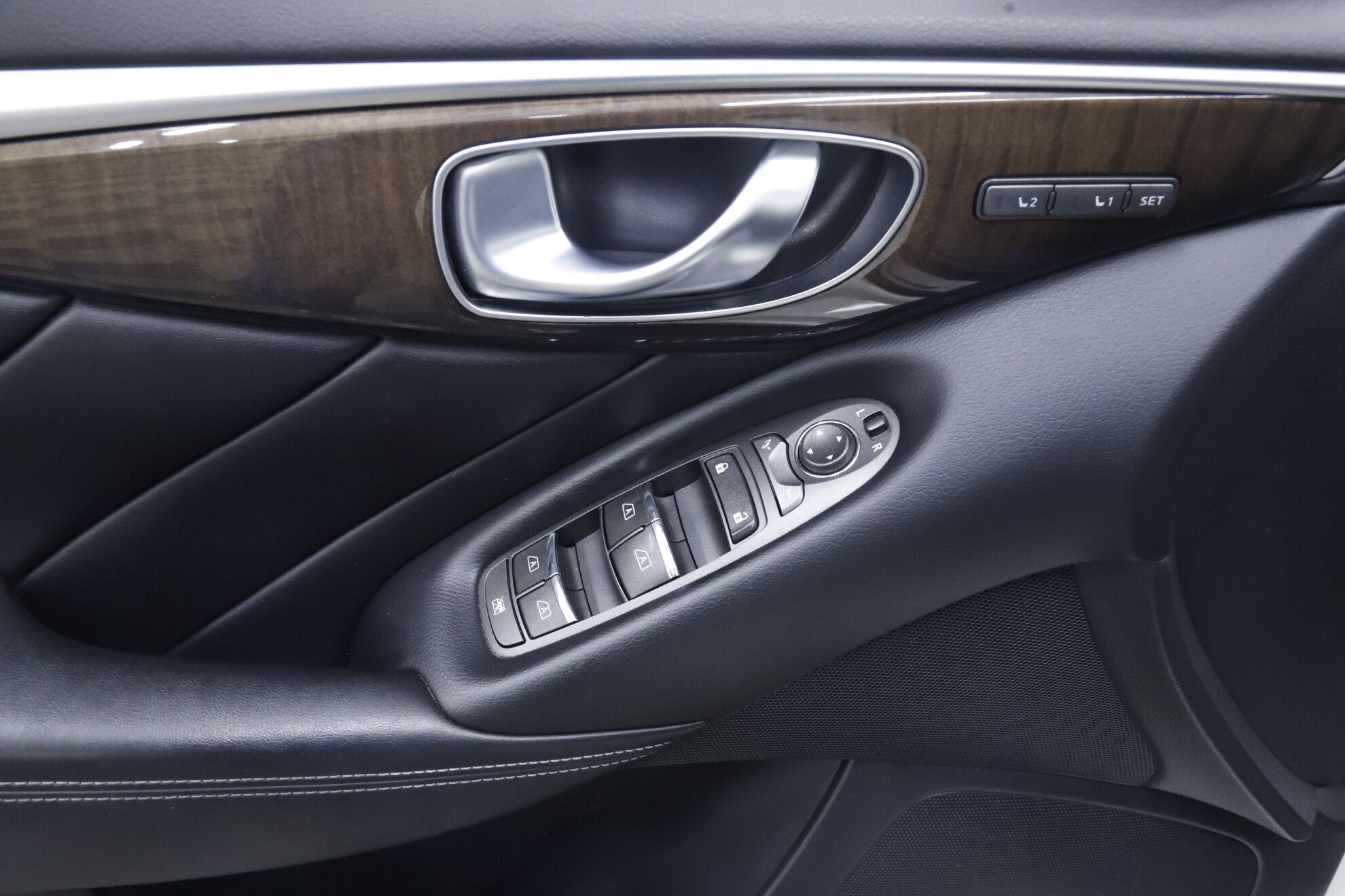 Infiniti Q50, I, 2014 фото 11