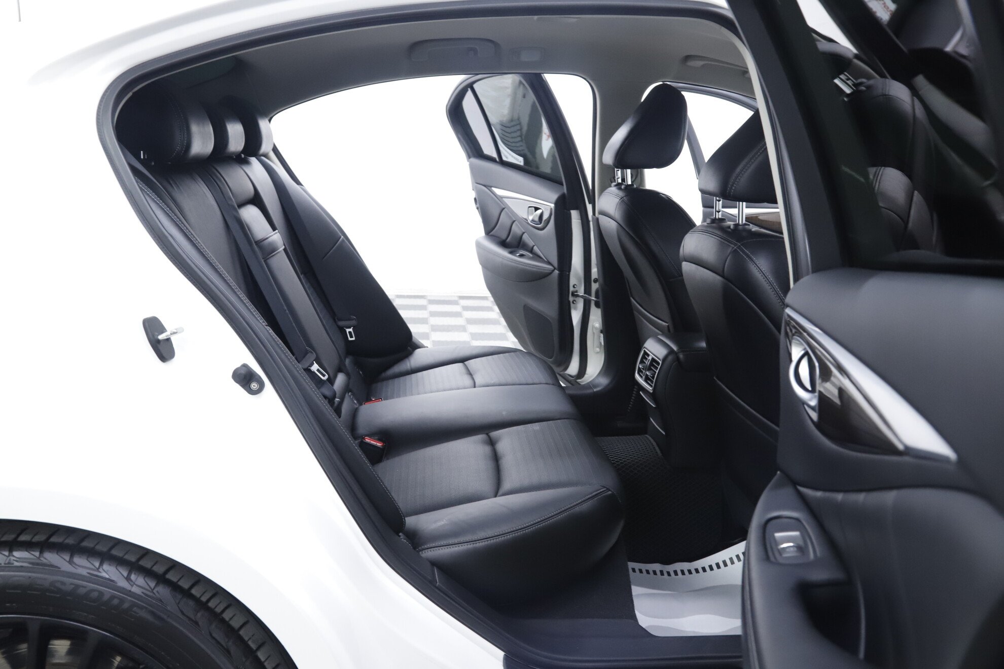 Infiniti Q50, I, 2014 фото 21