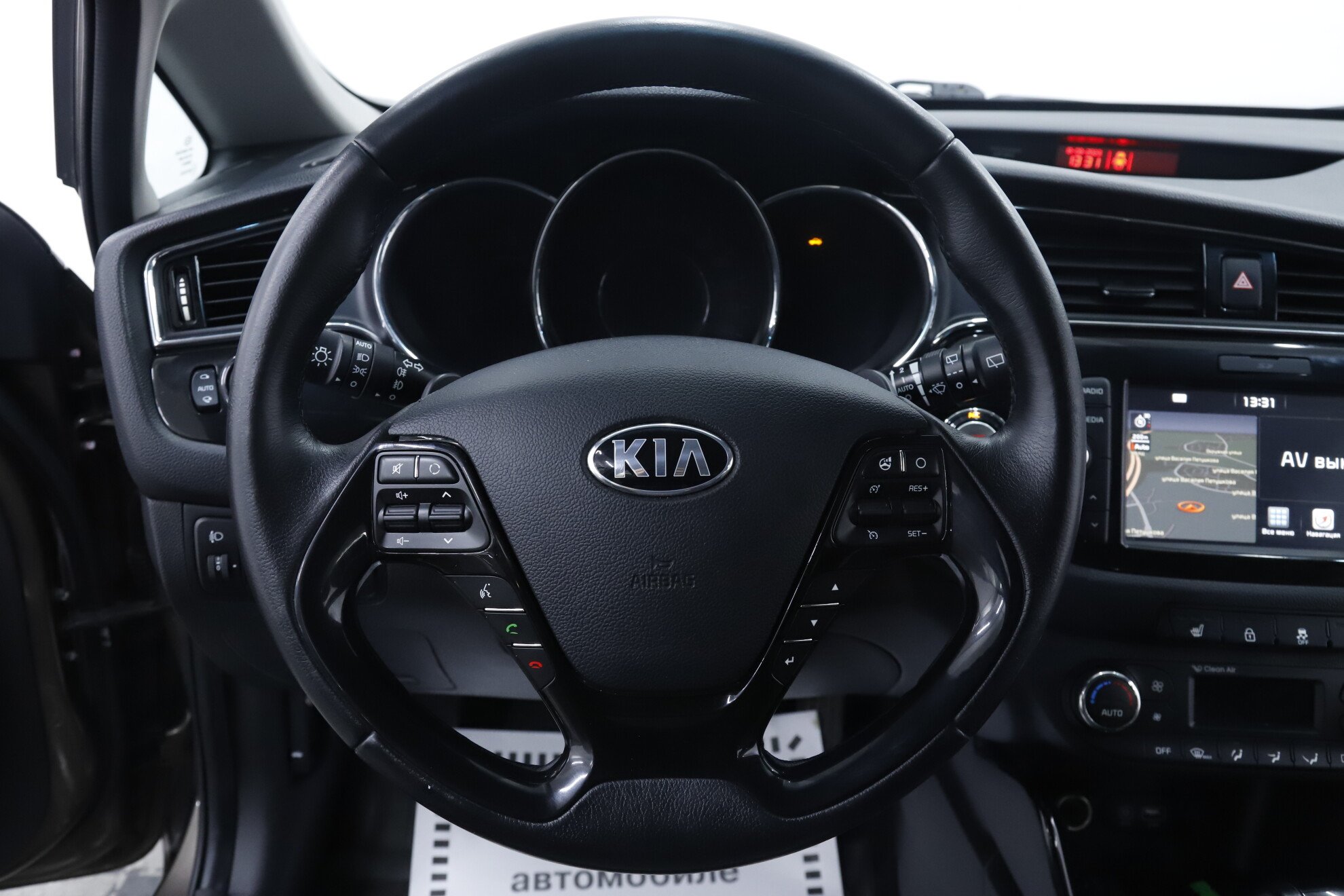 Kia Ceed, II Рестайлинг, 2017 фото 12