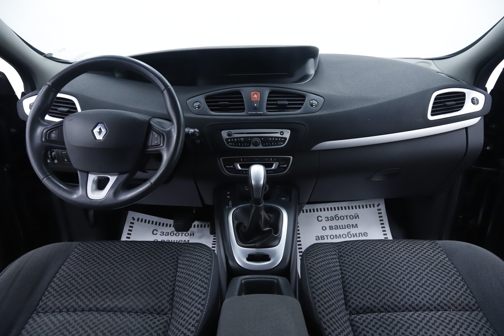 Renault Scenic, III, 2011 фото 9