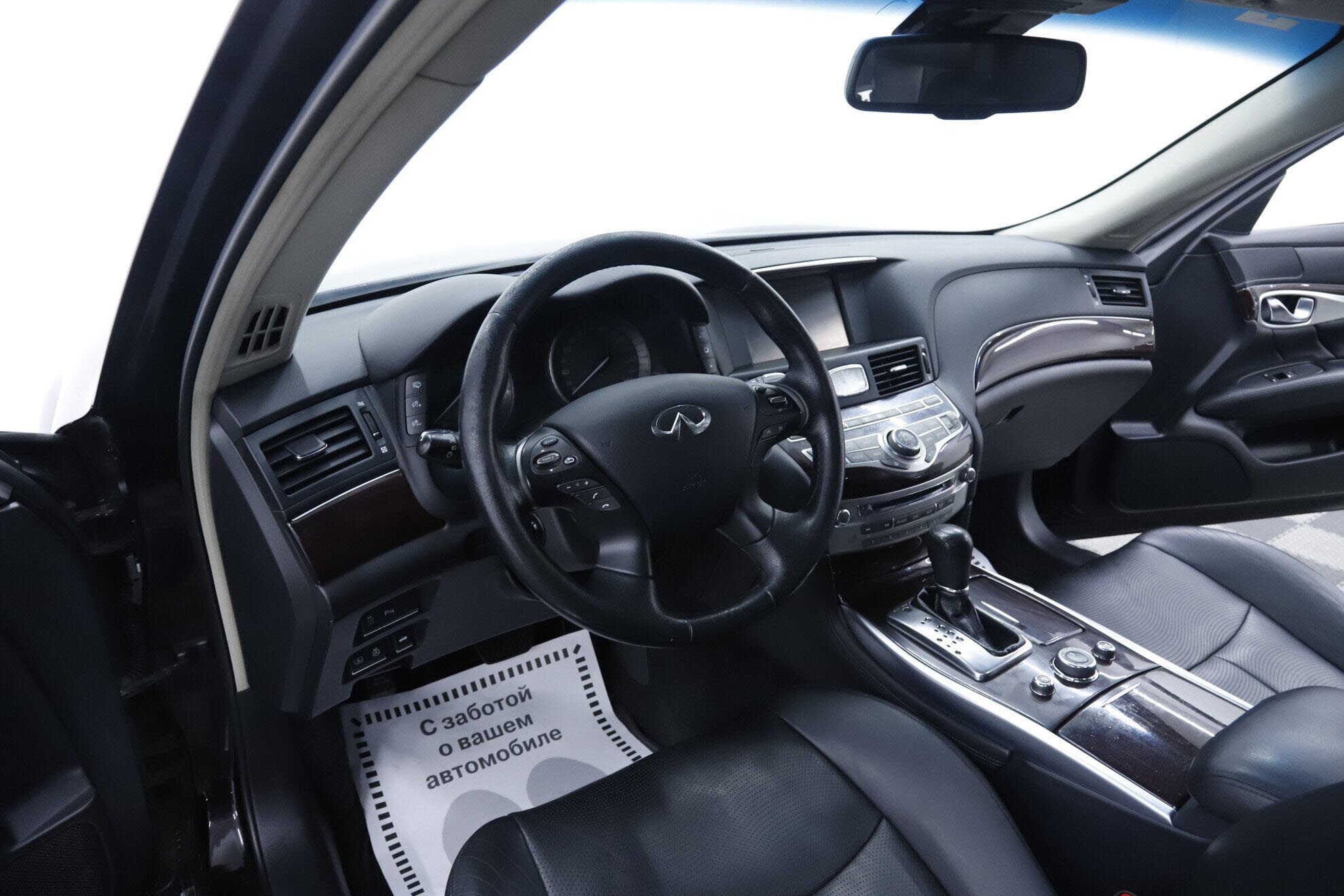 Infiniti Q70, I Рестайлинг, 2014 фото 10