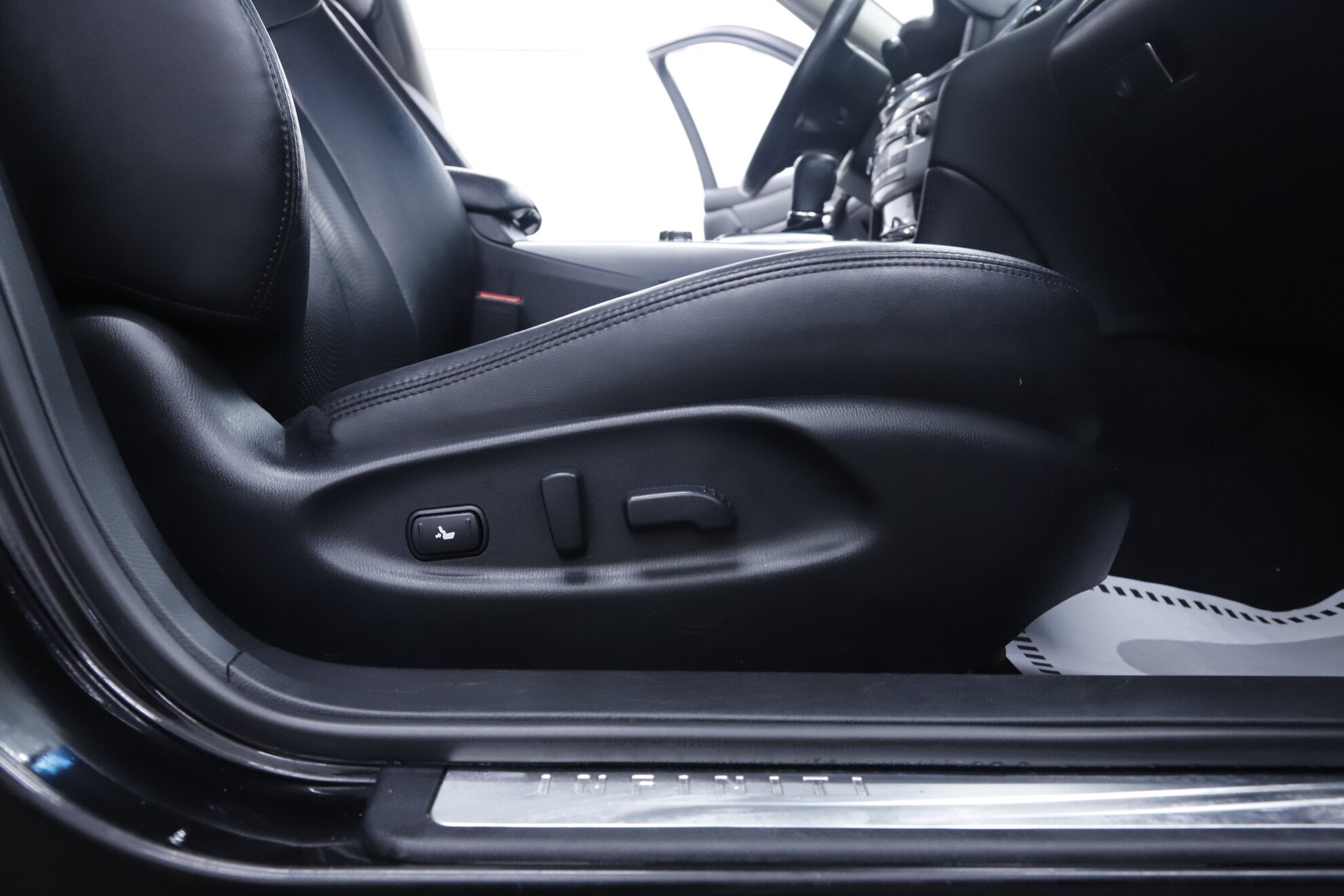 Infiniti Q70, I Рестайлинг, 2014 фото 21