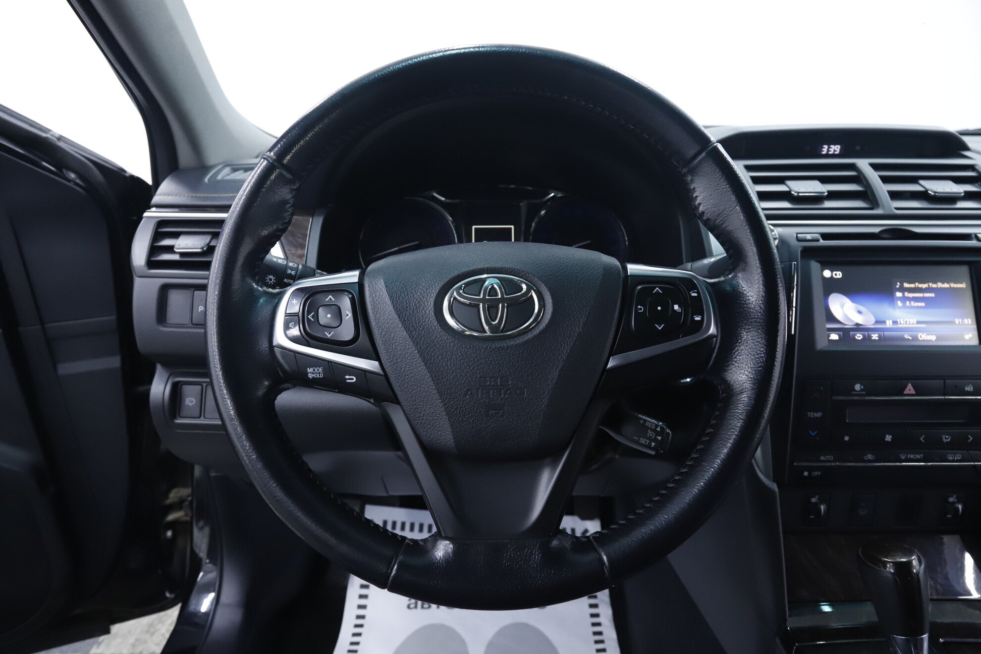 Toyota Camry, VII (XV50) Рестайлинг, 2015 фото 17