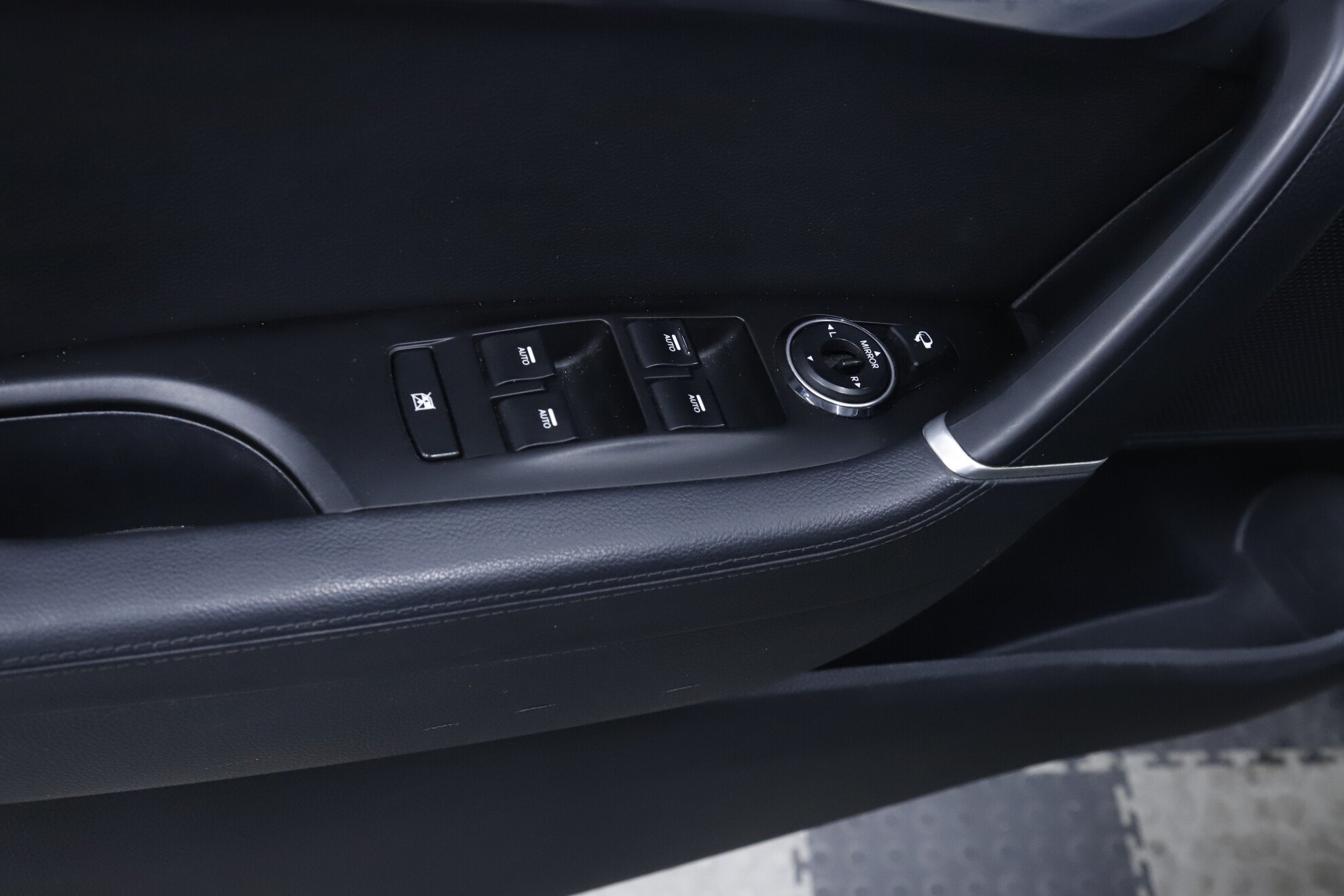 Hyundai i40, I, 2014 фото 8
