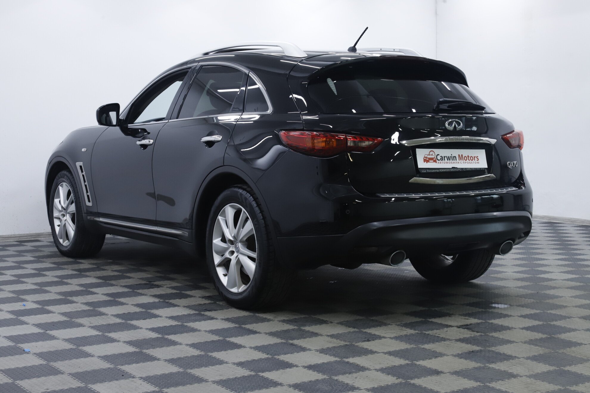 Infiniti QX70, 2016 фото 2
