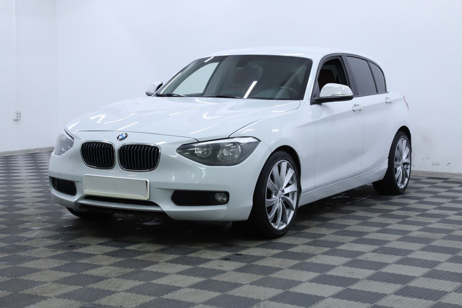 BMW 1 серии, II (F20/F21), 2012