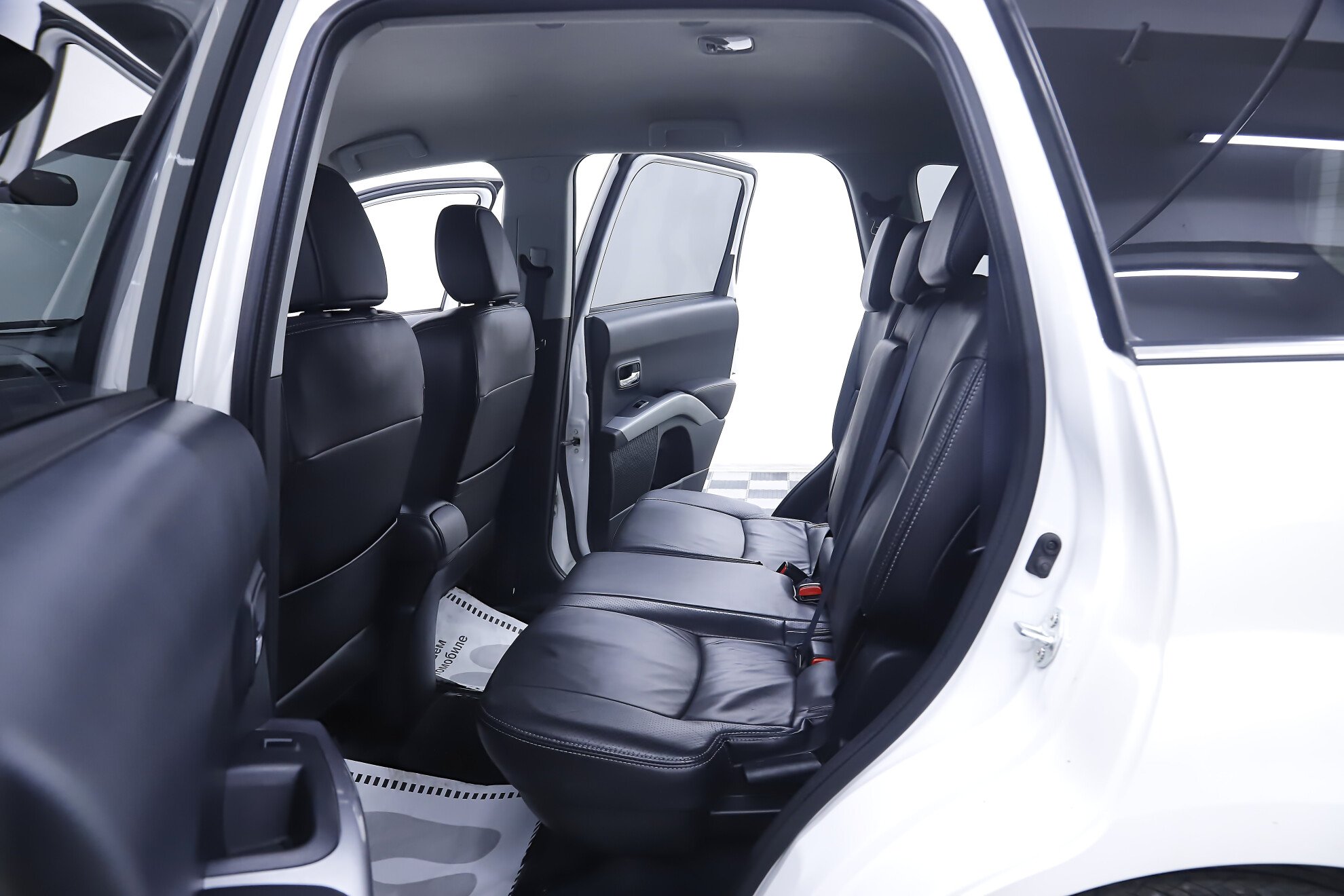 Citroen C-Crosser, 2012 фото 18