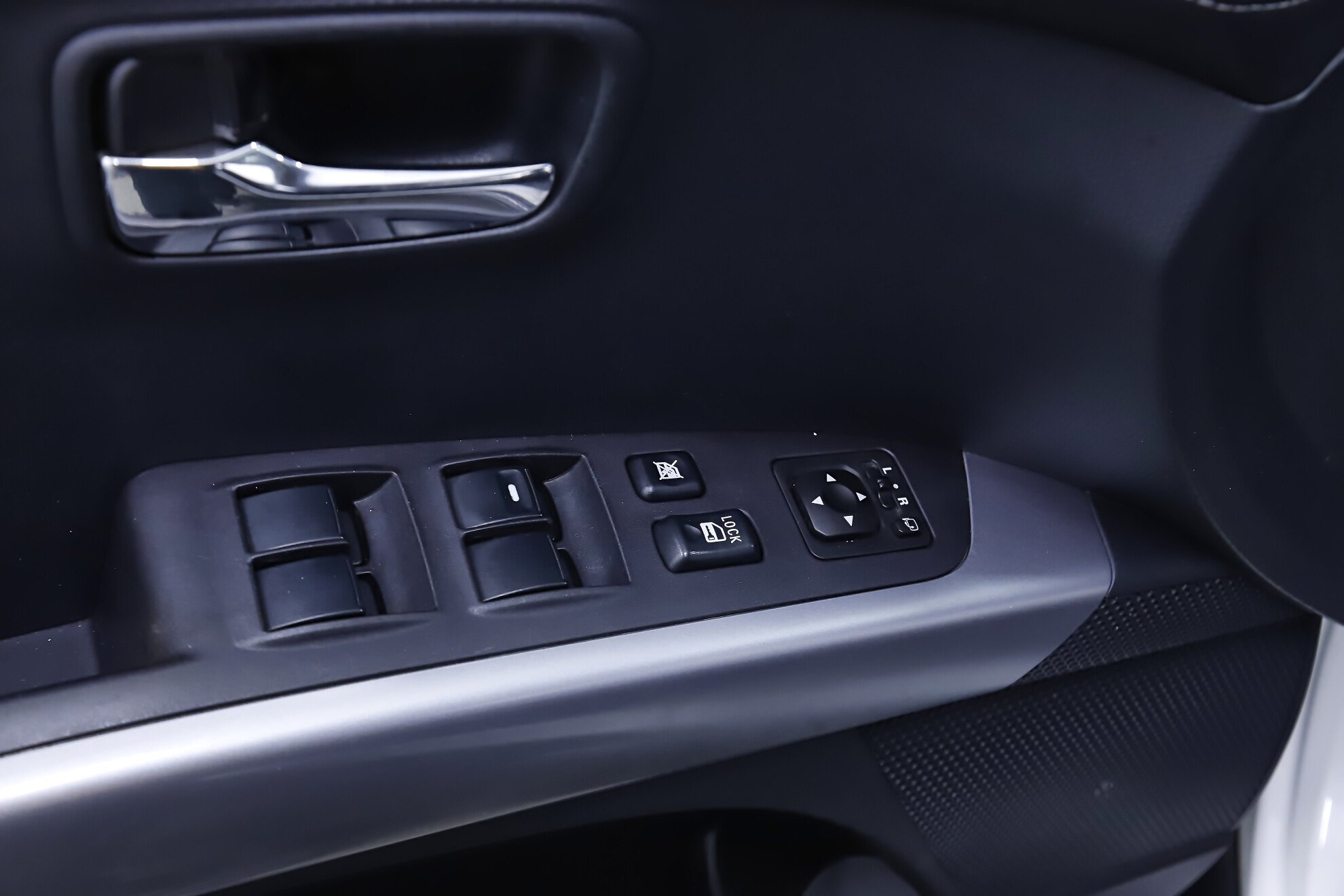 Citroen C-Crosser, 2012 фото 8