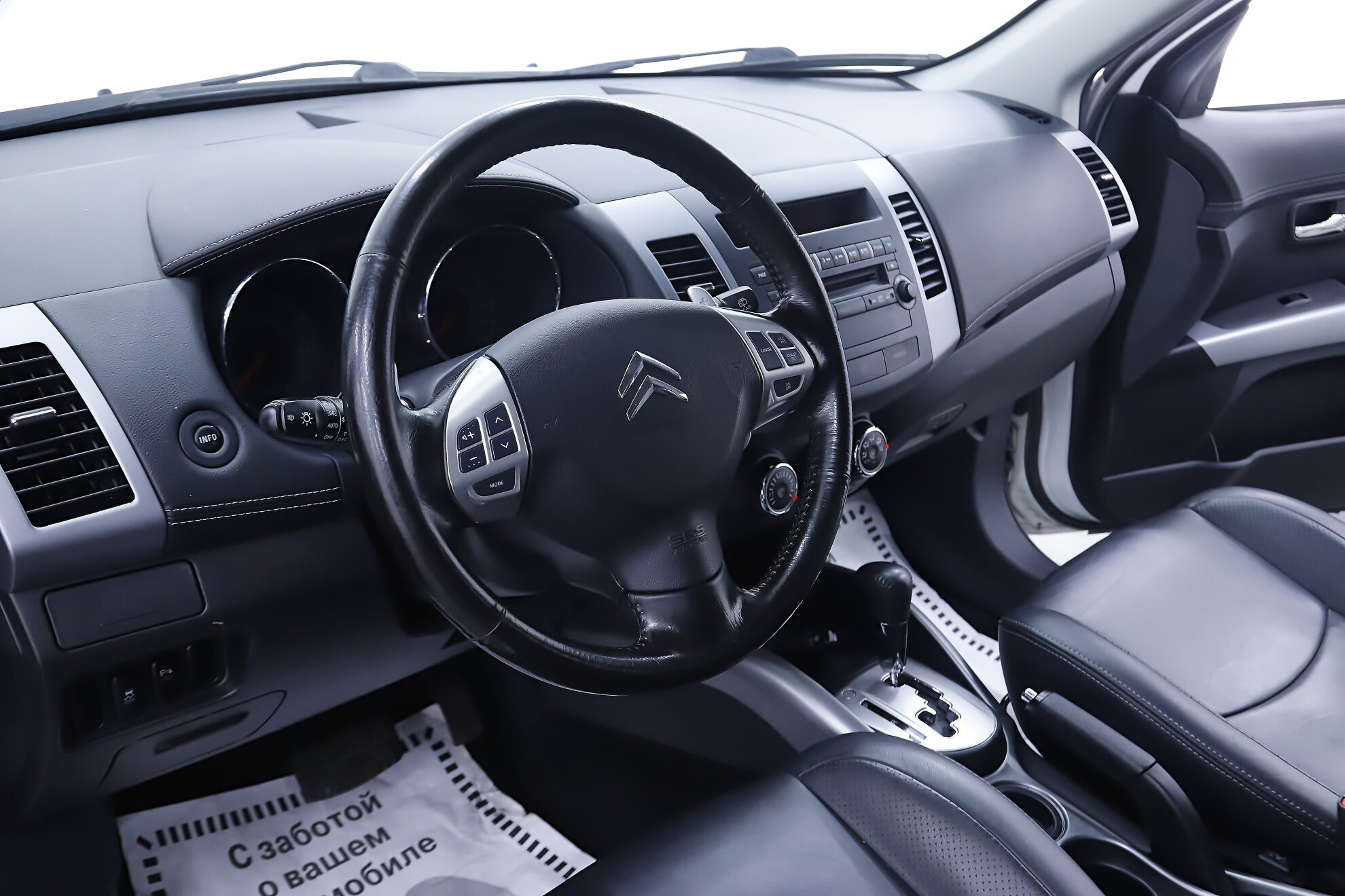 Citroen C-Crosser, 2012 фото 10