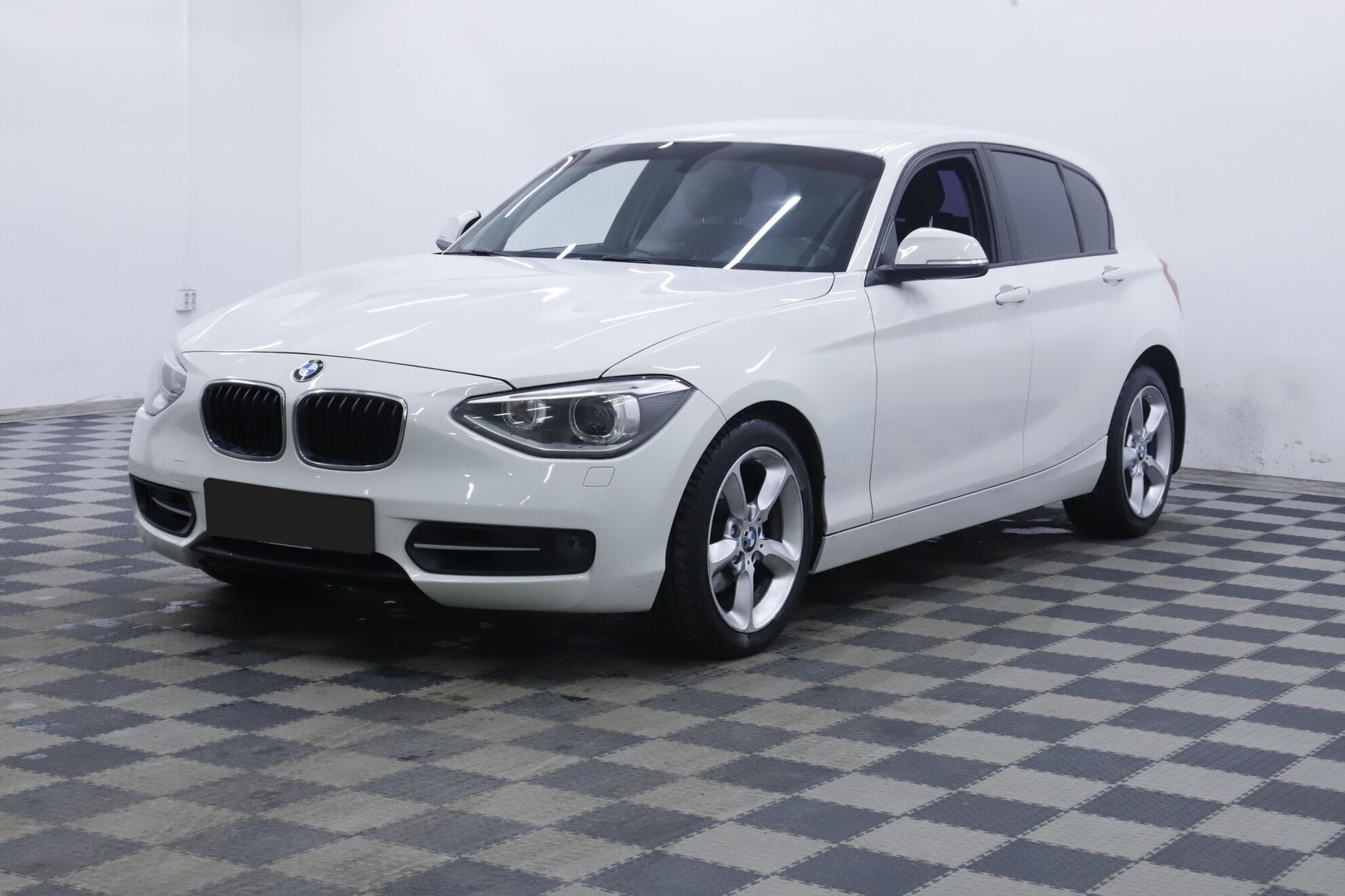 BMW 1 серии, II (F20/F21), 2013