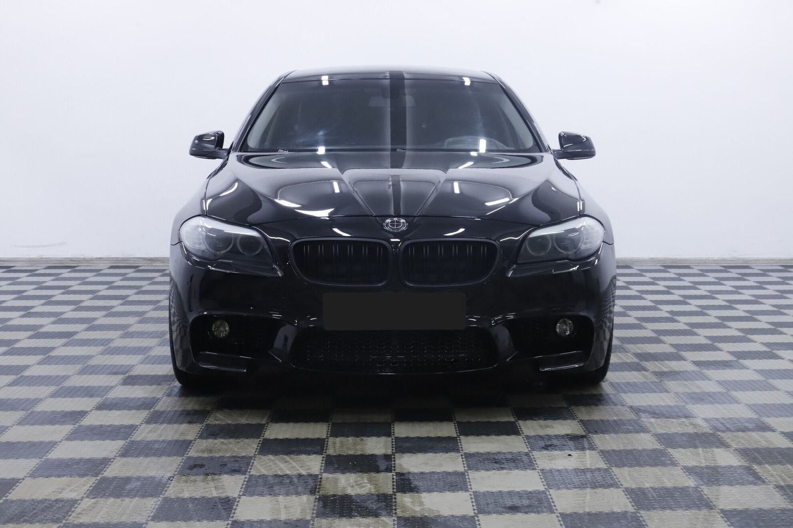 BMW 5 серии, VI (F10/F11/F07) Рестайлинг, 2013 фото 2