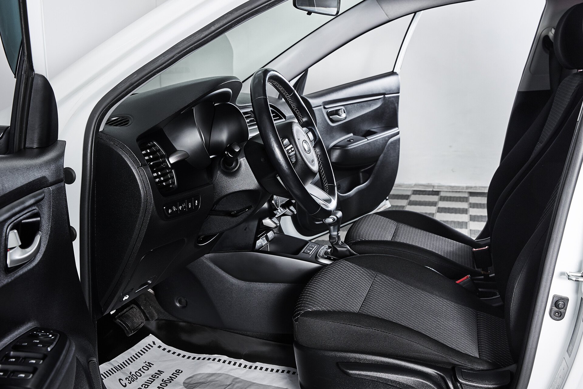 Kia Rio, IV, 2019 фото 7