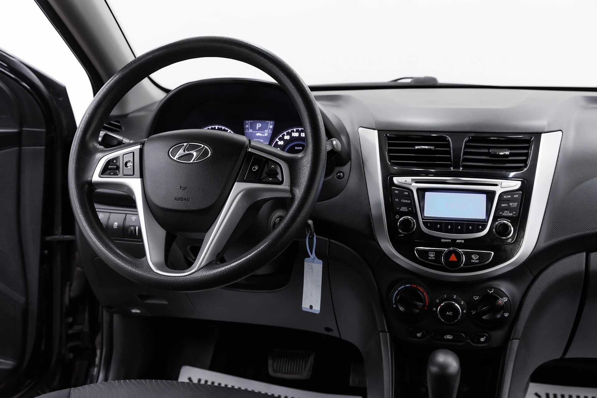 Hyundai Solaris, I, 2011 фото 9