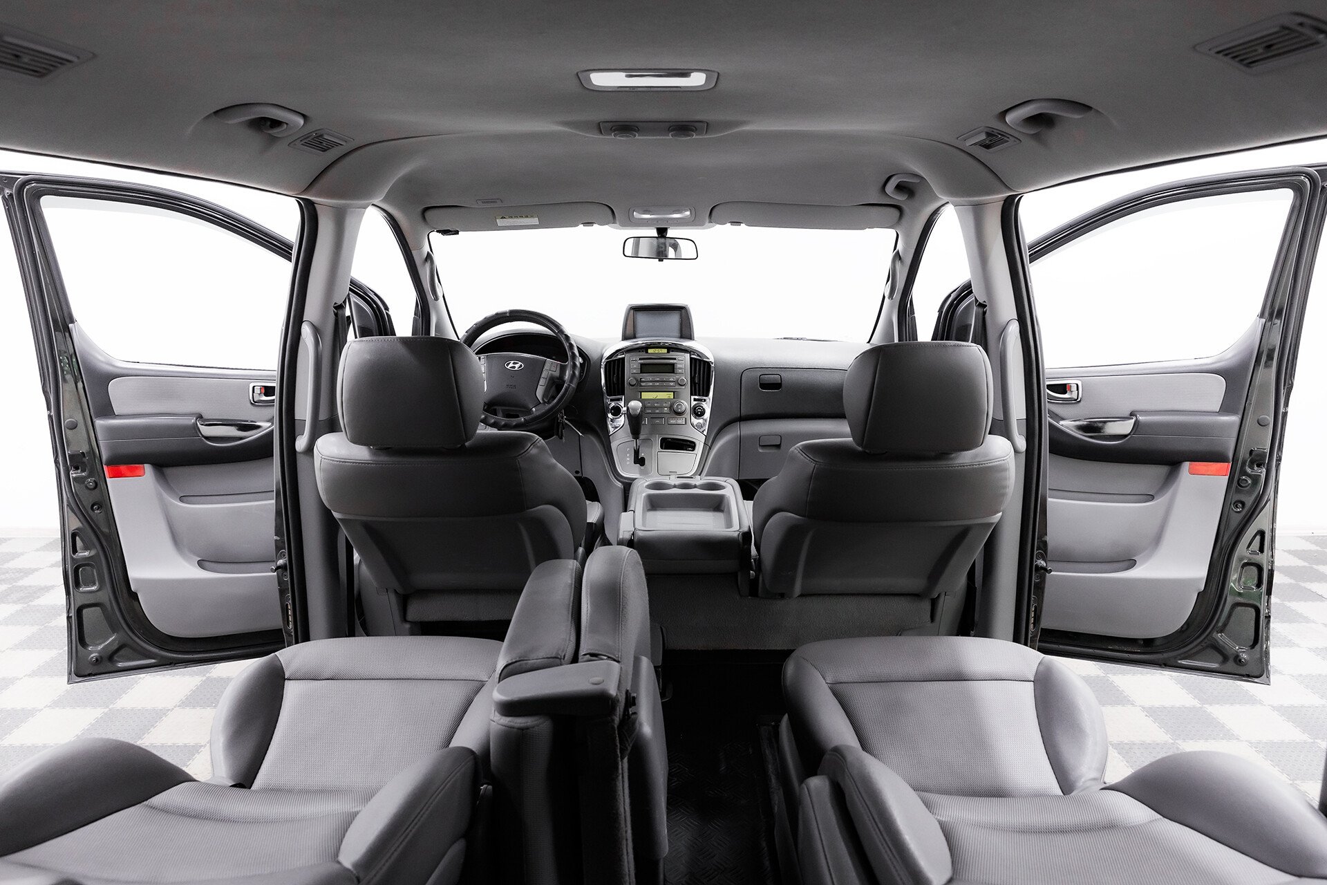 Hyundai Grand Starex, I, 2011 фото 8