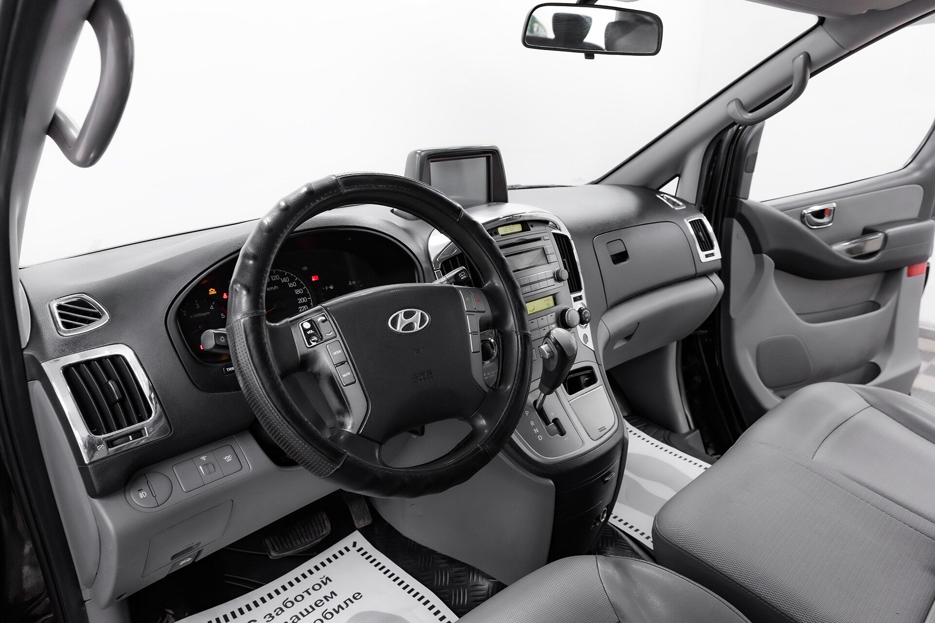 Hyundai Grand Starex, I, 2011 фото 11