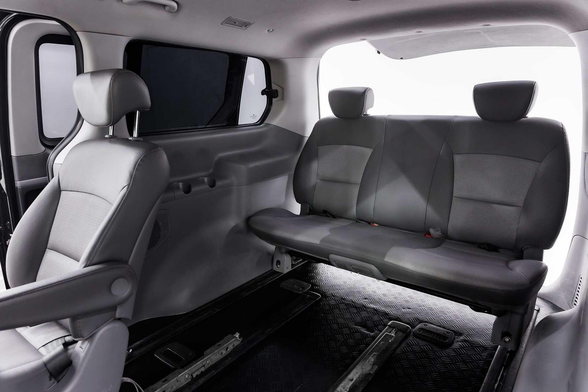 Hyundai Grand Starex, I, 2011 фото 17