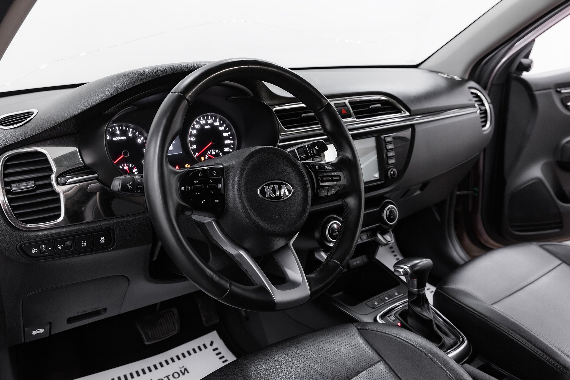 Kia Rio, IV, 2018 фото 11