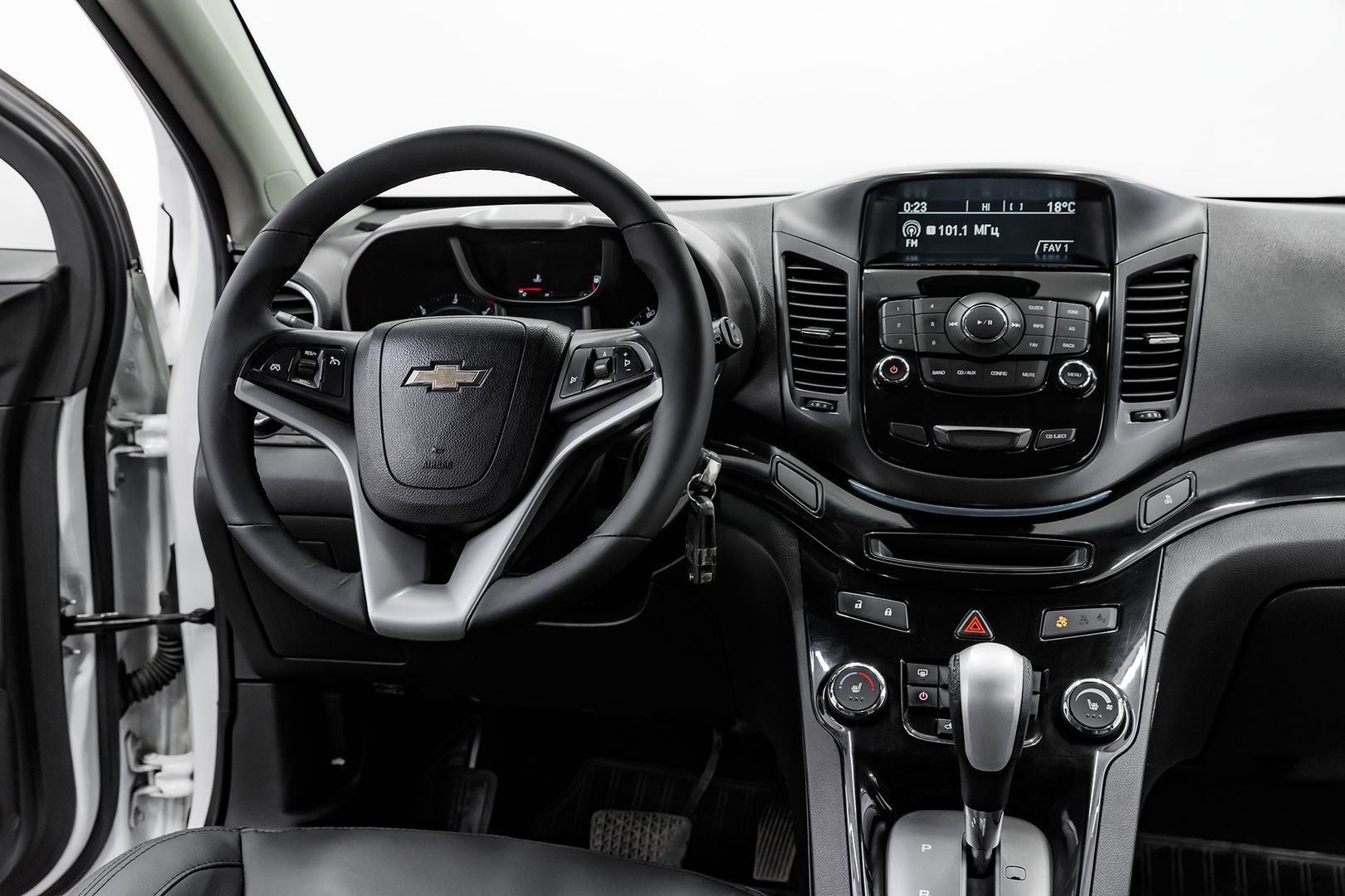 Chevrolet Orlando, I, 2013 фото 12