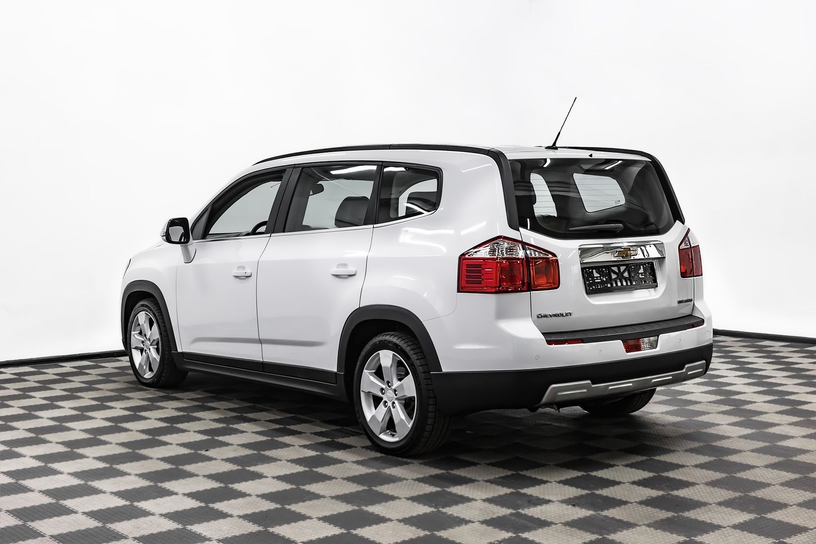 Chevrolet Orlando, I, 2013 фото 4